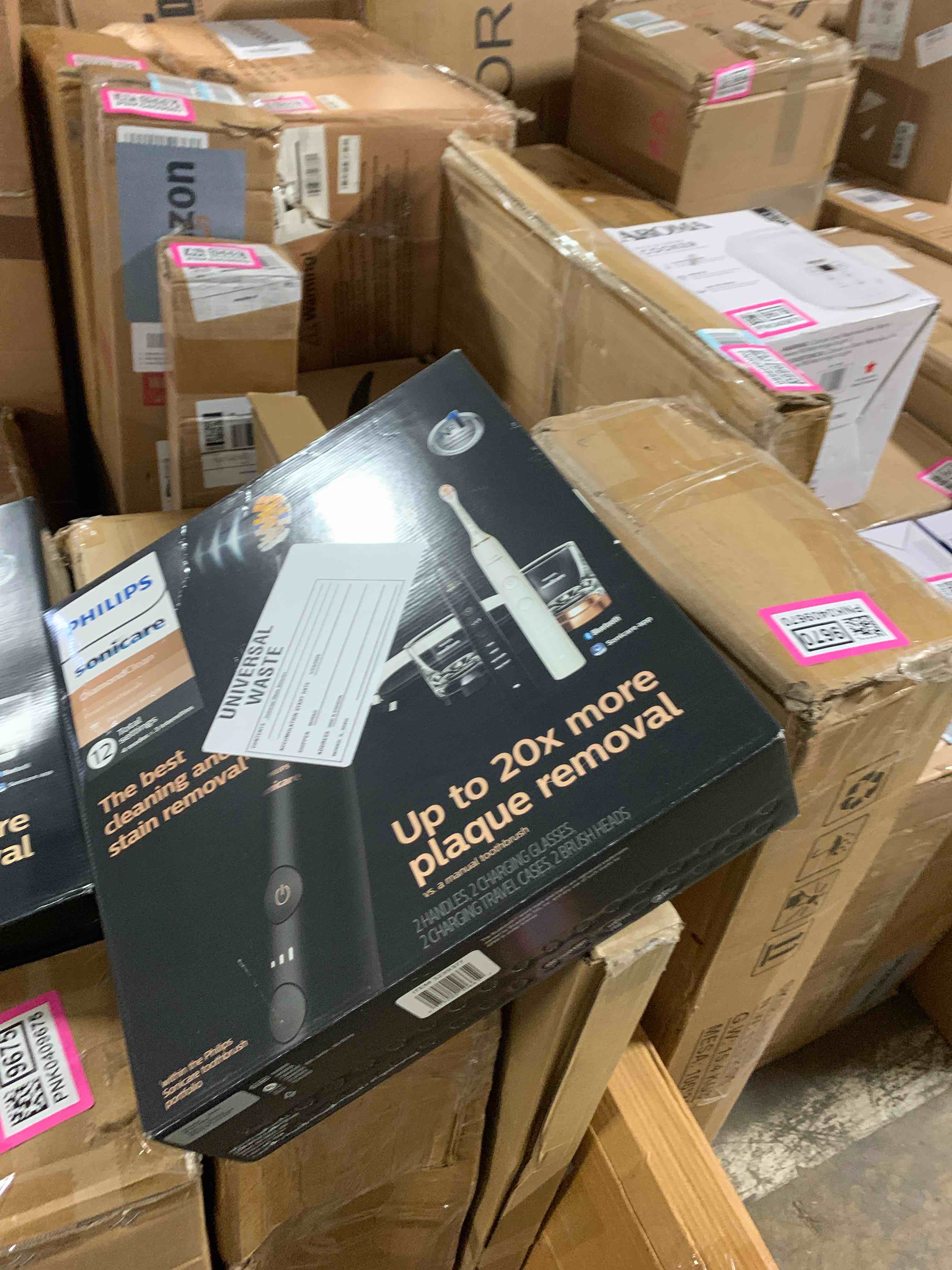 https://s3.amazonaws.com/lotting-images-prod/phillipi/PNK0409684_1738784108348.jpeg