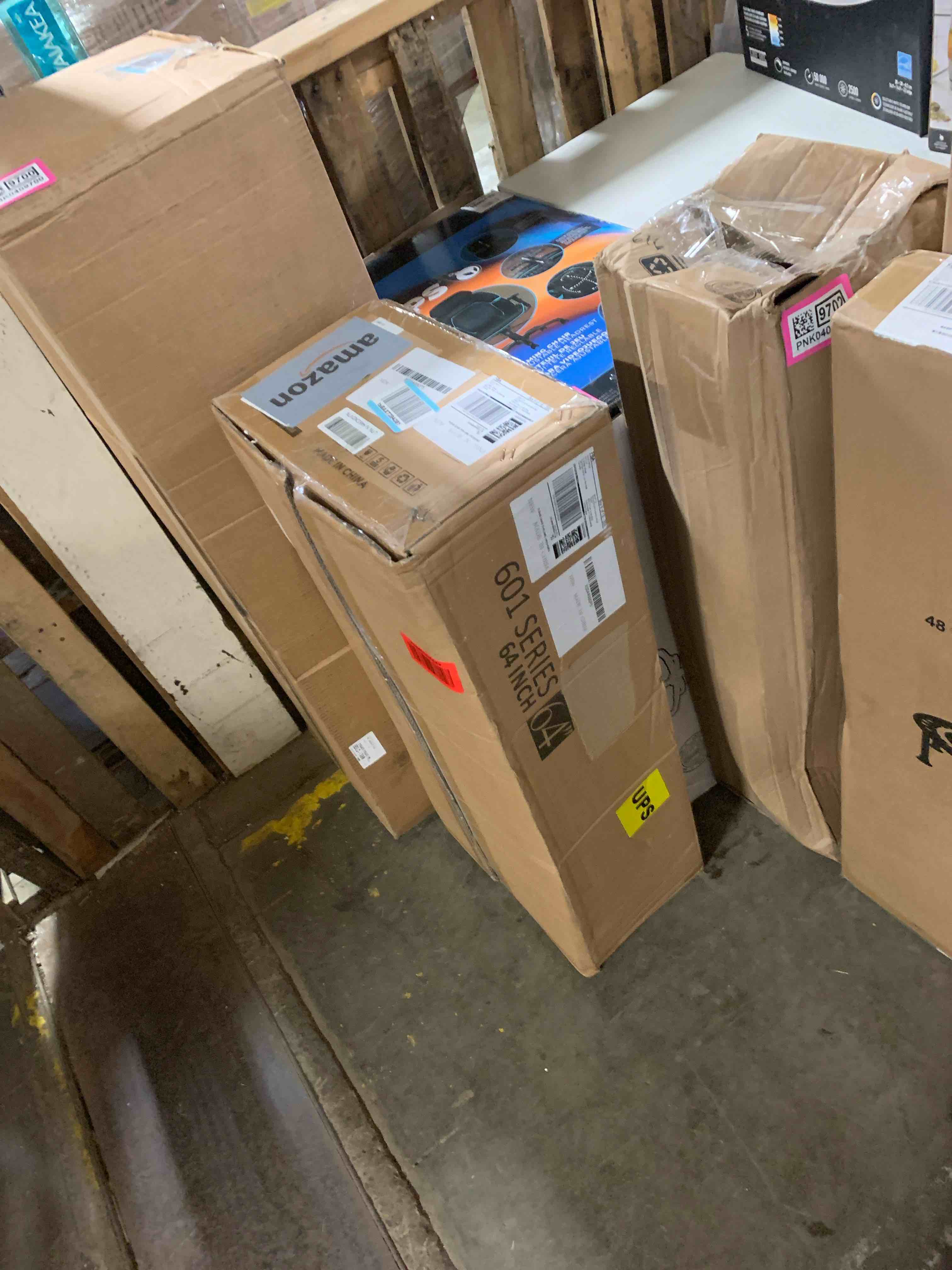 https://s3.amazonaws.com/lotting-images-prod/phillipi/PNK0409705_1738788868754.jpeg