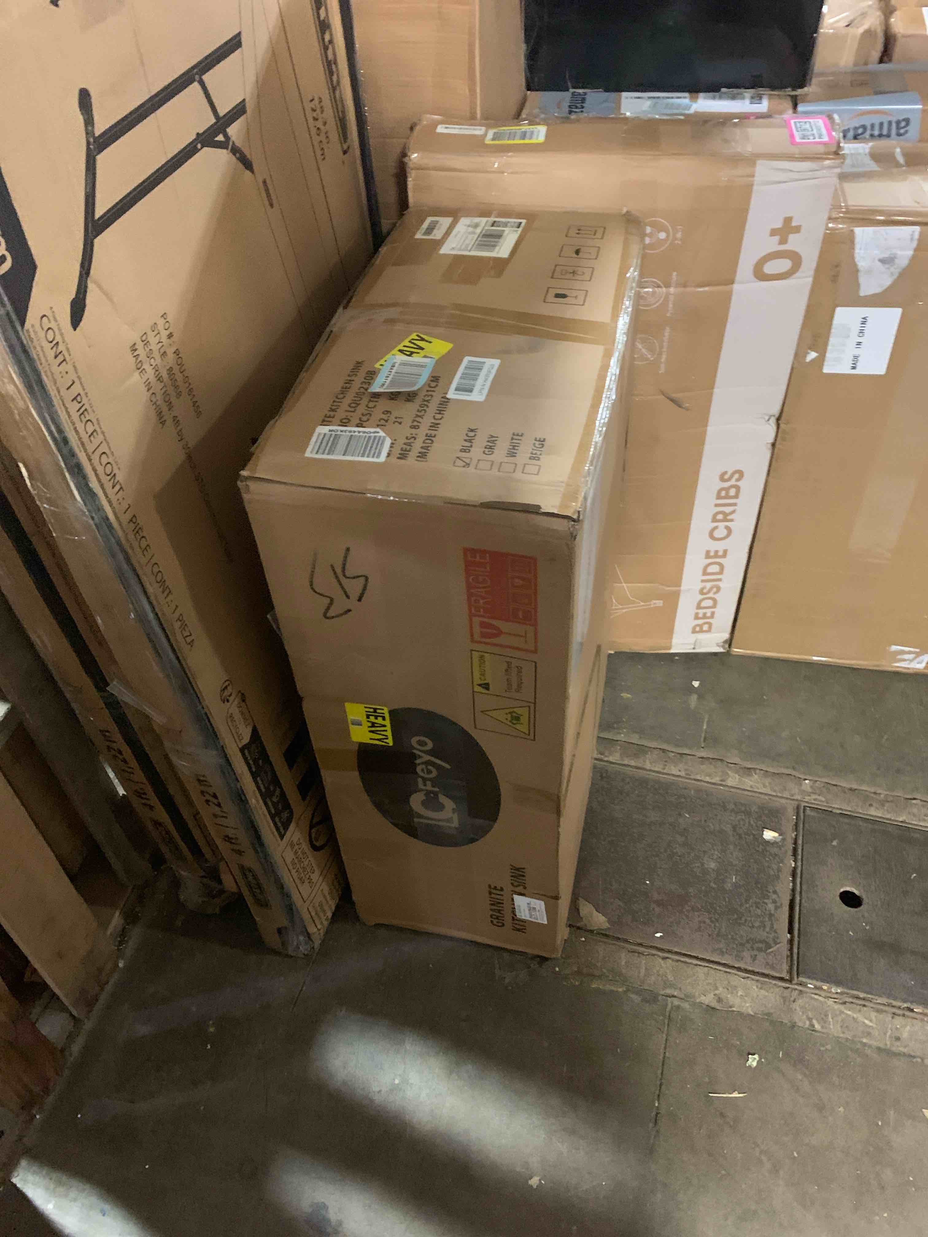 https://s3.amazonaws.com/lotting-images-prod/phillipi/PNK0409714_1738789846081.jpeg