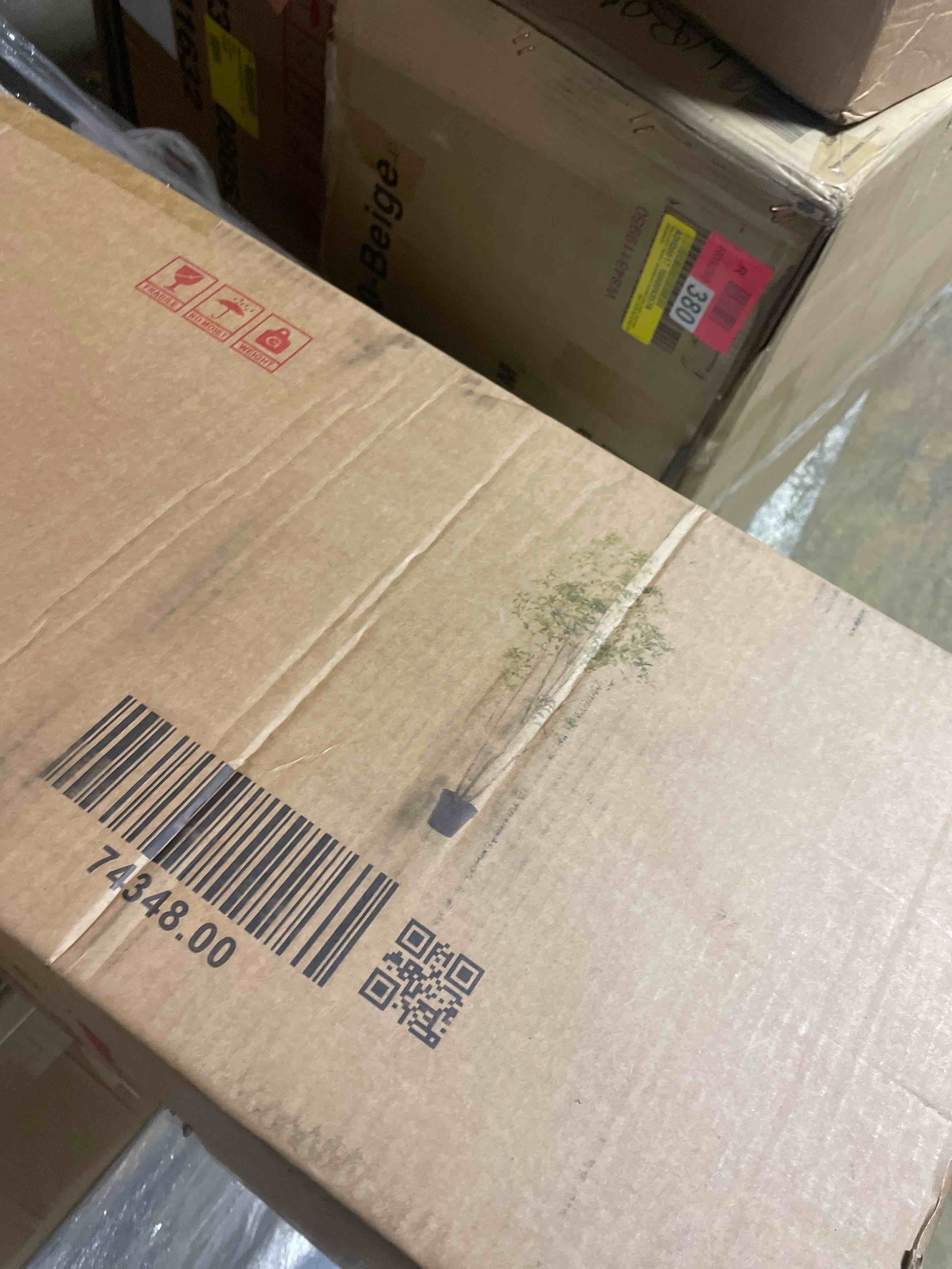 https://s3.amazonaws.com/lotting-images-prod/phillipi/PNK0409951_1738690451555.jpeg