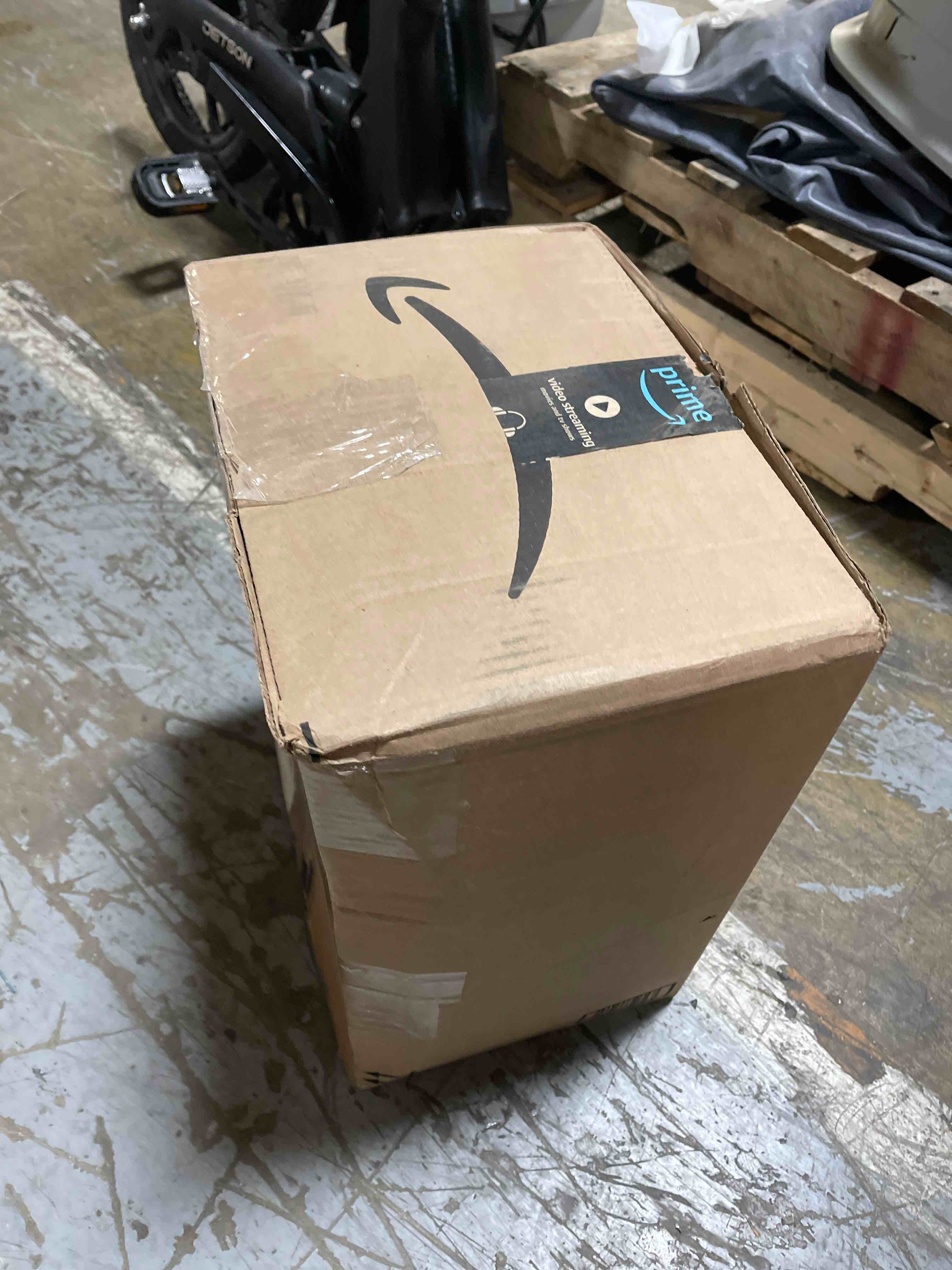 https://s3.amazonaws.com/lotting-images-prod/phillipi/PNK0410876_1737134621792.jpeg