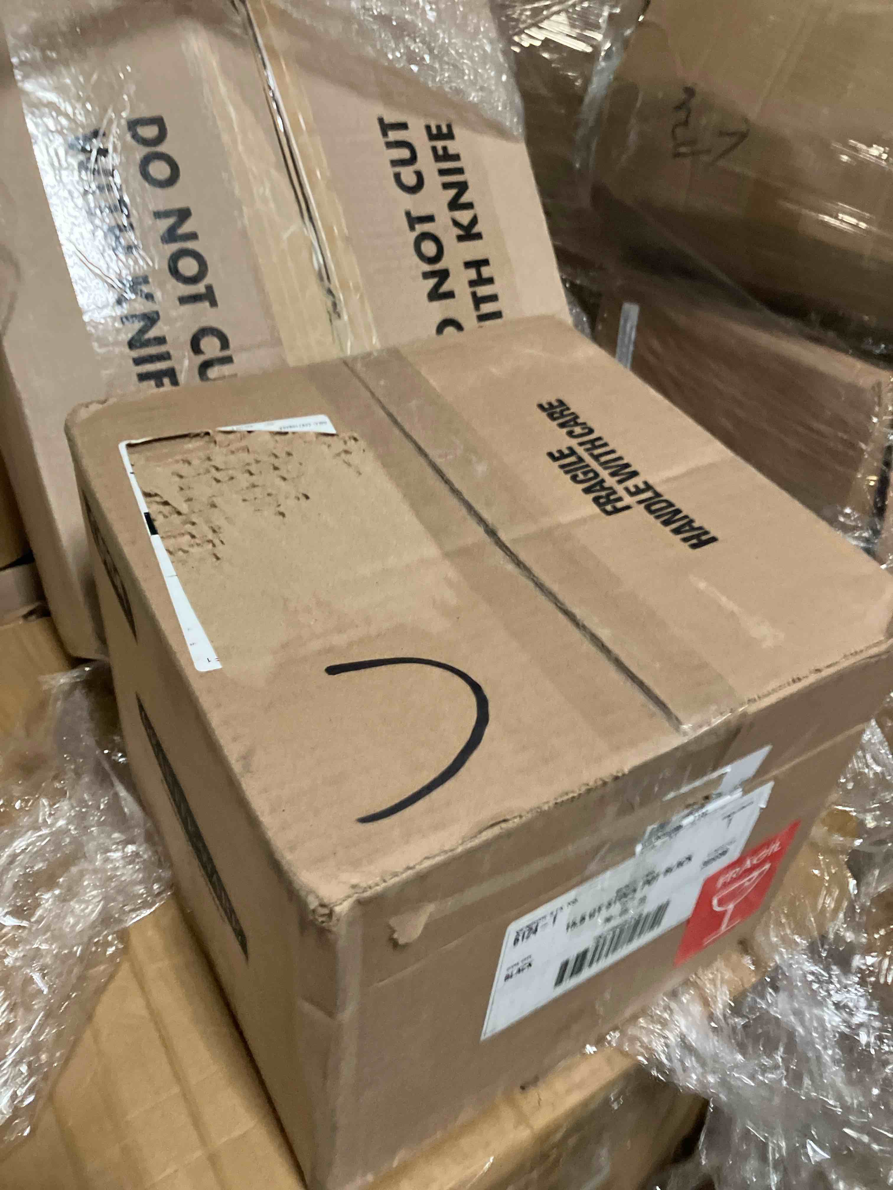 https://s3.amazonaws.com/lotting-images-prod/phillipi/PNK0411246_1737054421576.jpeg