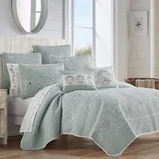 Royal Court Water s Edge Coastal Quilt Set King - Cal King 3 Piece