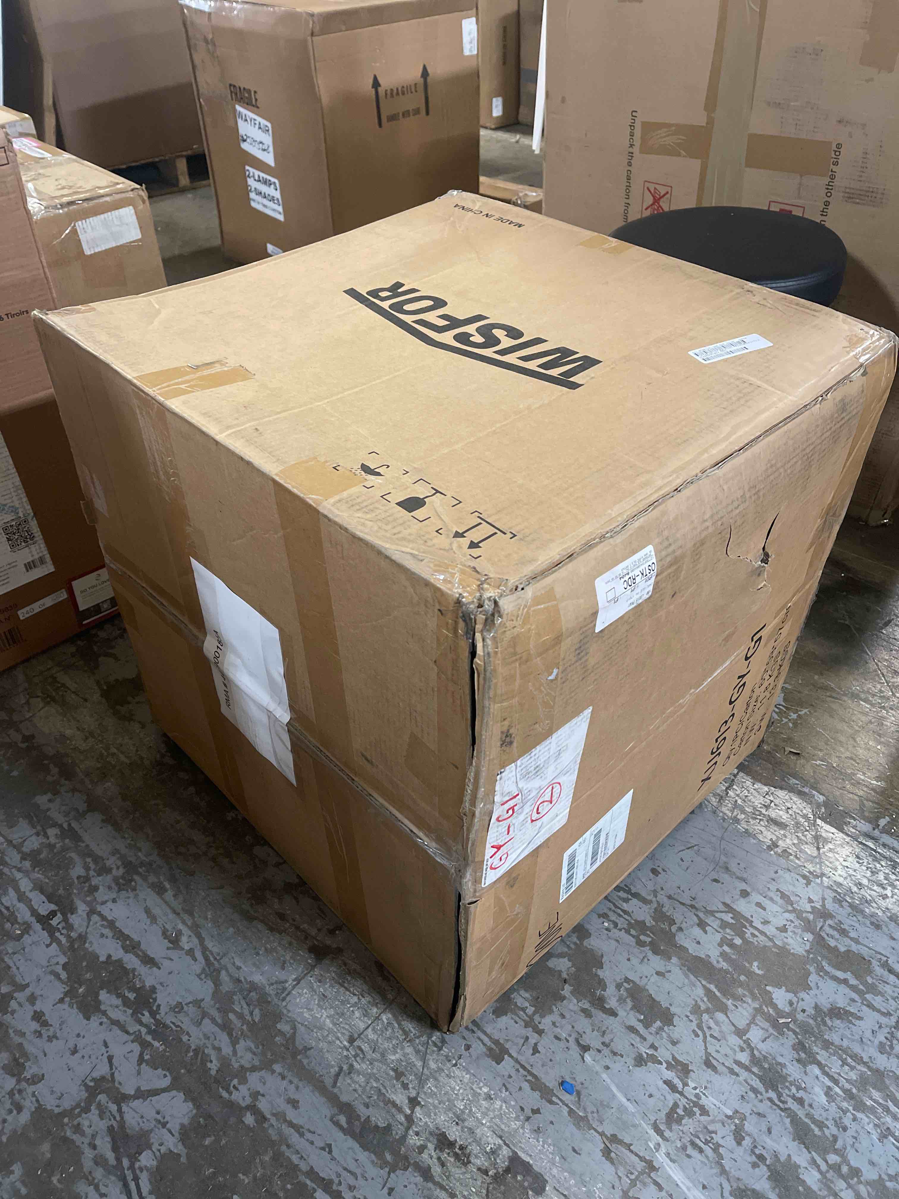https://s3.amazonaws.com/lotting-images-prod/phillipi/PNK0411661_1736869208494.jpeg