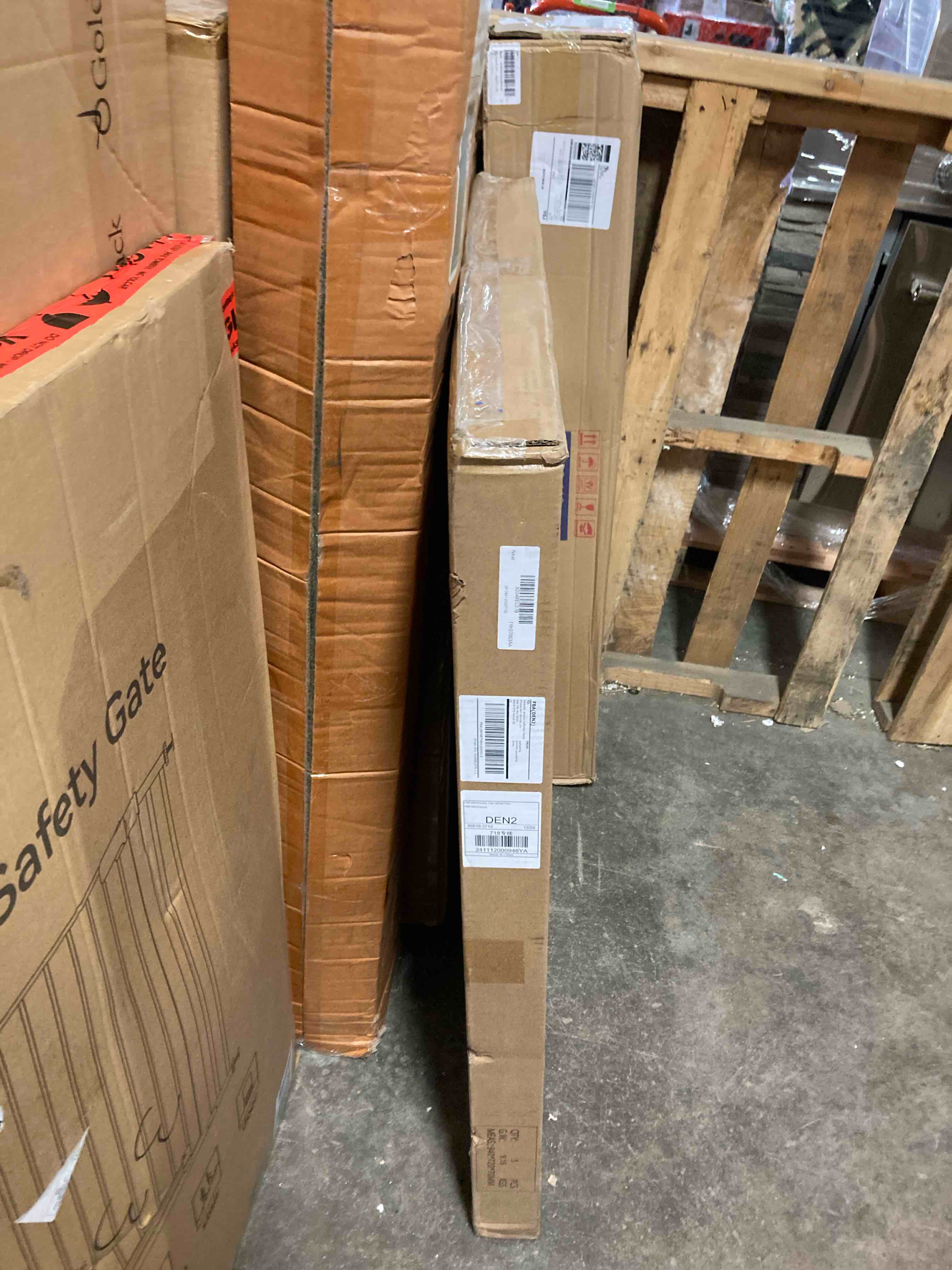https://s3.amazonaws.com/lotting-images-prod/phillipi/PNK0411809_1737405443367.jpeg