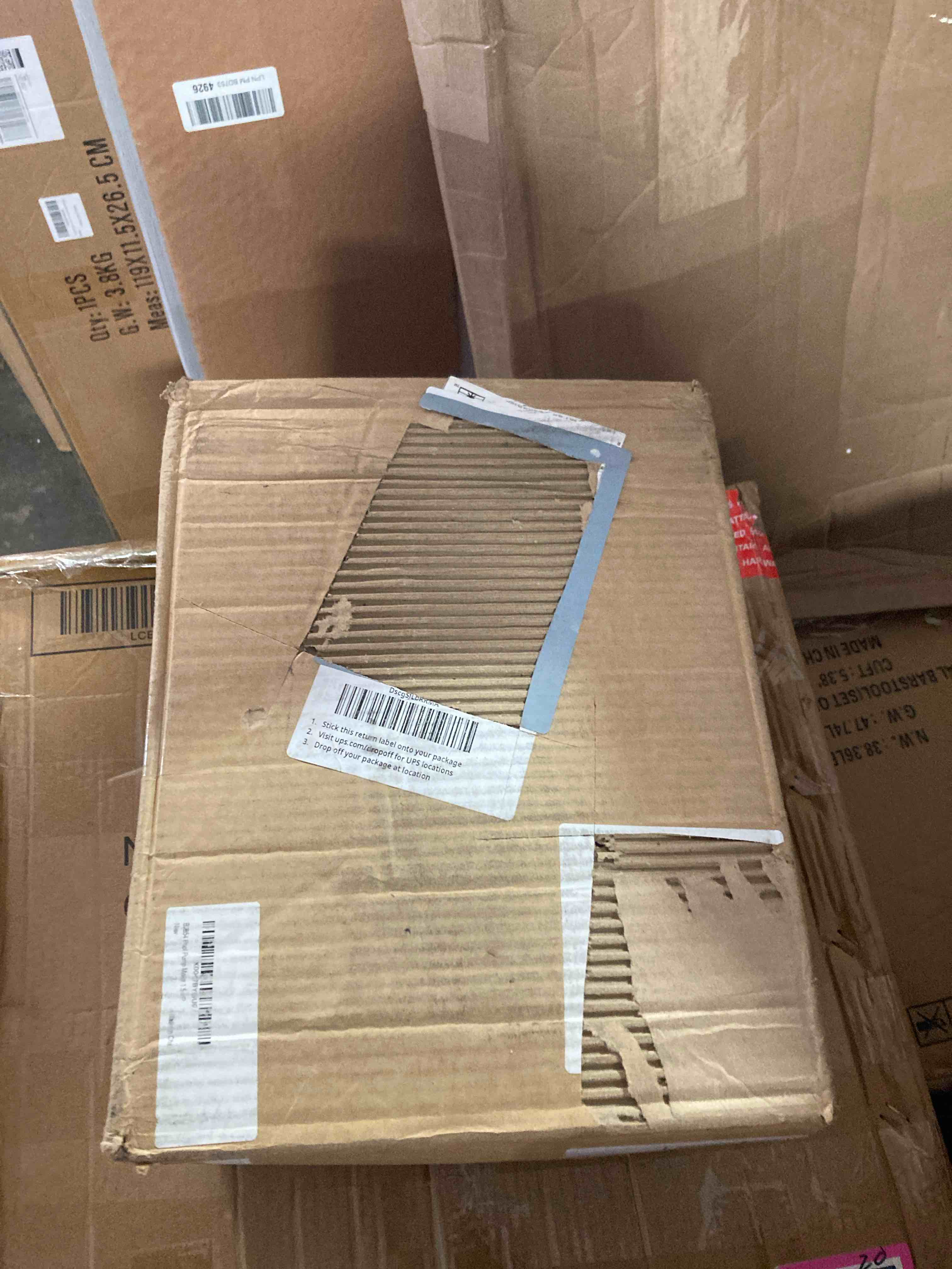 https://s3.amazonaws.com/lotting-images-prod/phillipi/PNK0411842_1737389806417.jpeg