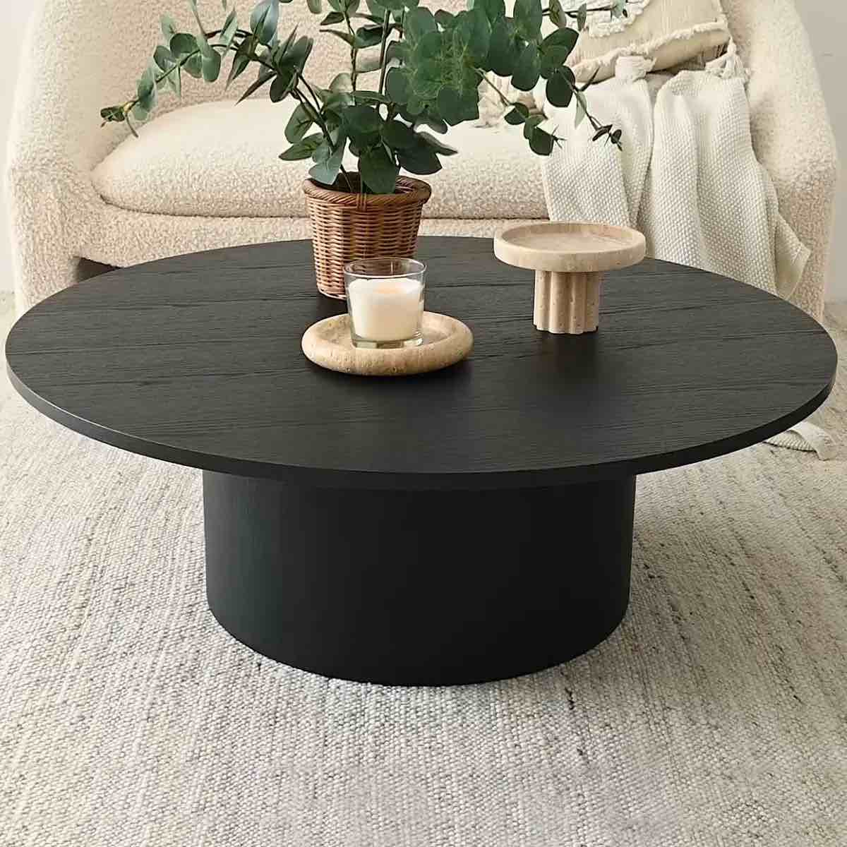 Dwen 46" Modern Round Pedestal Dining Table