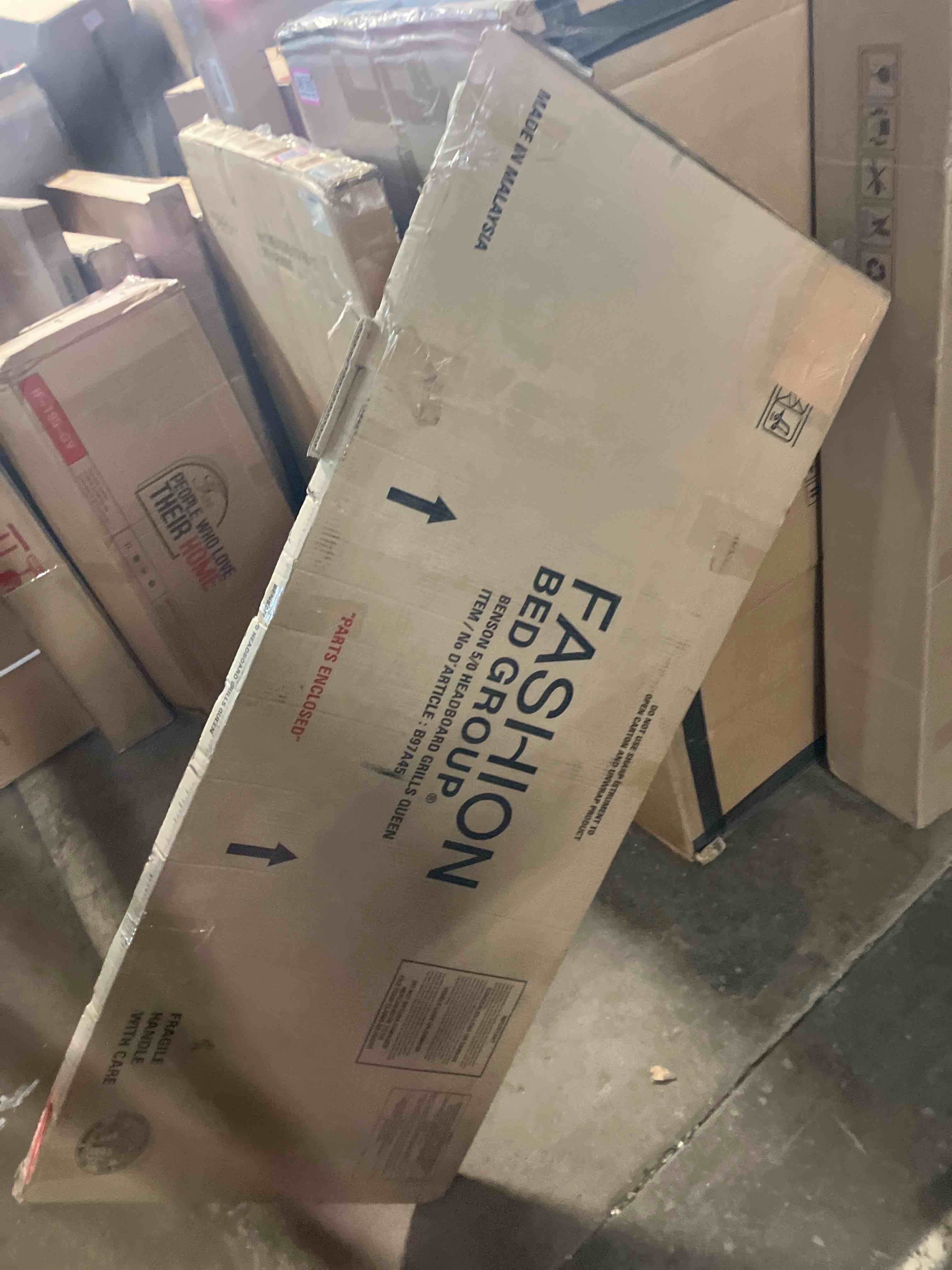 https://s3.amazonaws.com/lotting-images-prod/phillipi/PNK0411968_1738697673926.jpeg