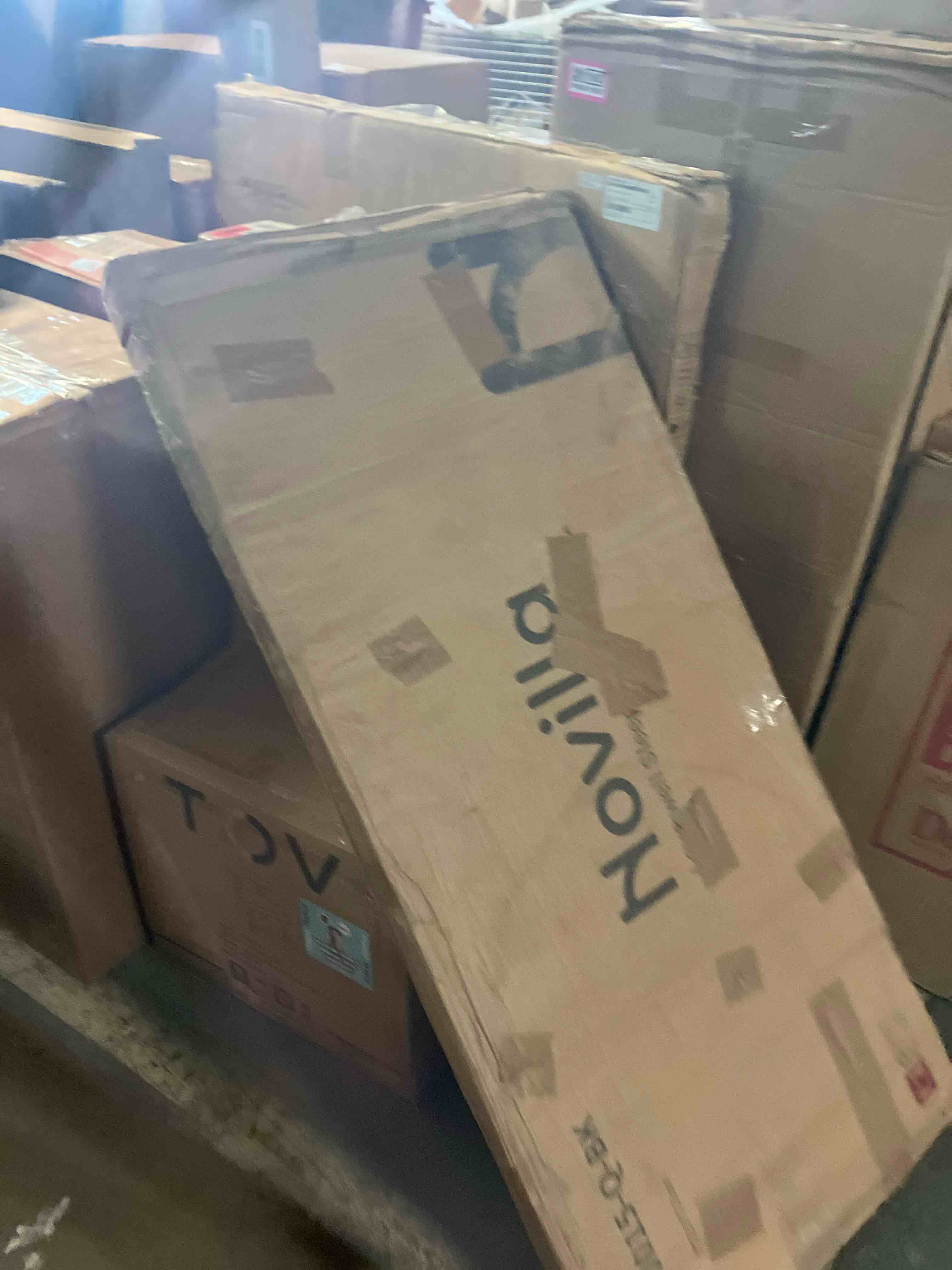 https://s3.amazonaws.com/lotting-images-prod/phillipi/PNK0411974_1738699201419.jpeg