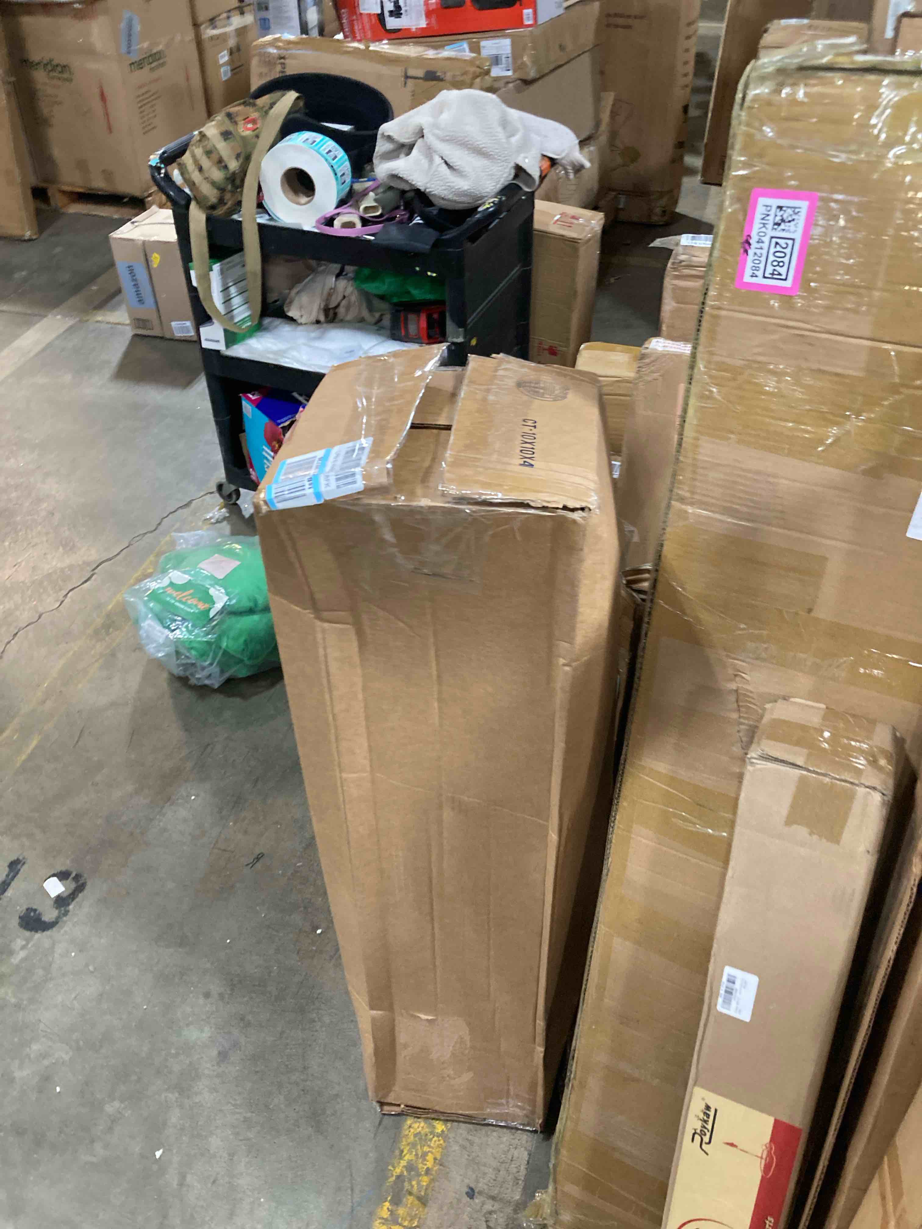 https://s3.amazonaws.com/lotting-images-prod/phillipi/PNK0412075_1743173074997.jpeg