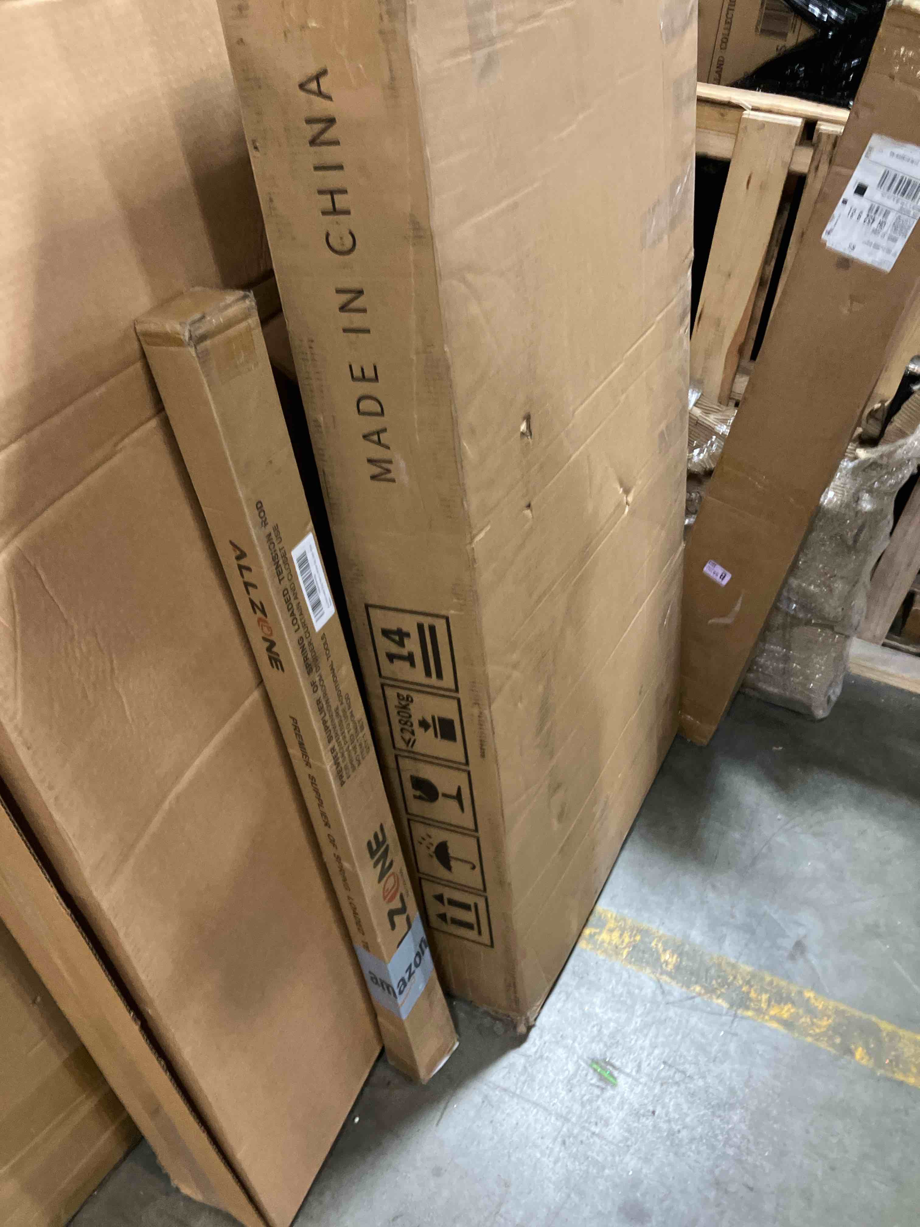 https://s3.amazonaws.com/lotting-images-prod/phillipi/PNK0412081_1743172181944.jpeg