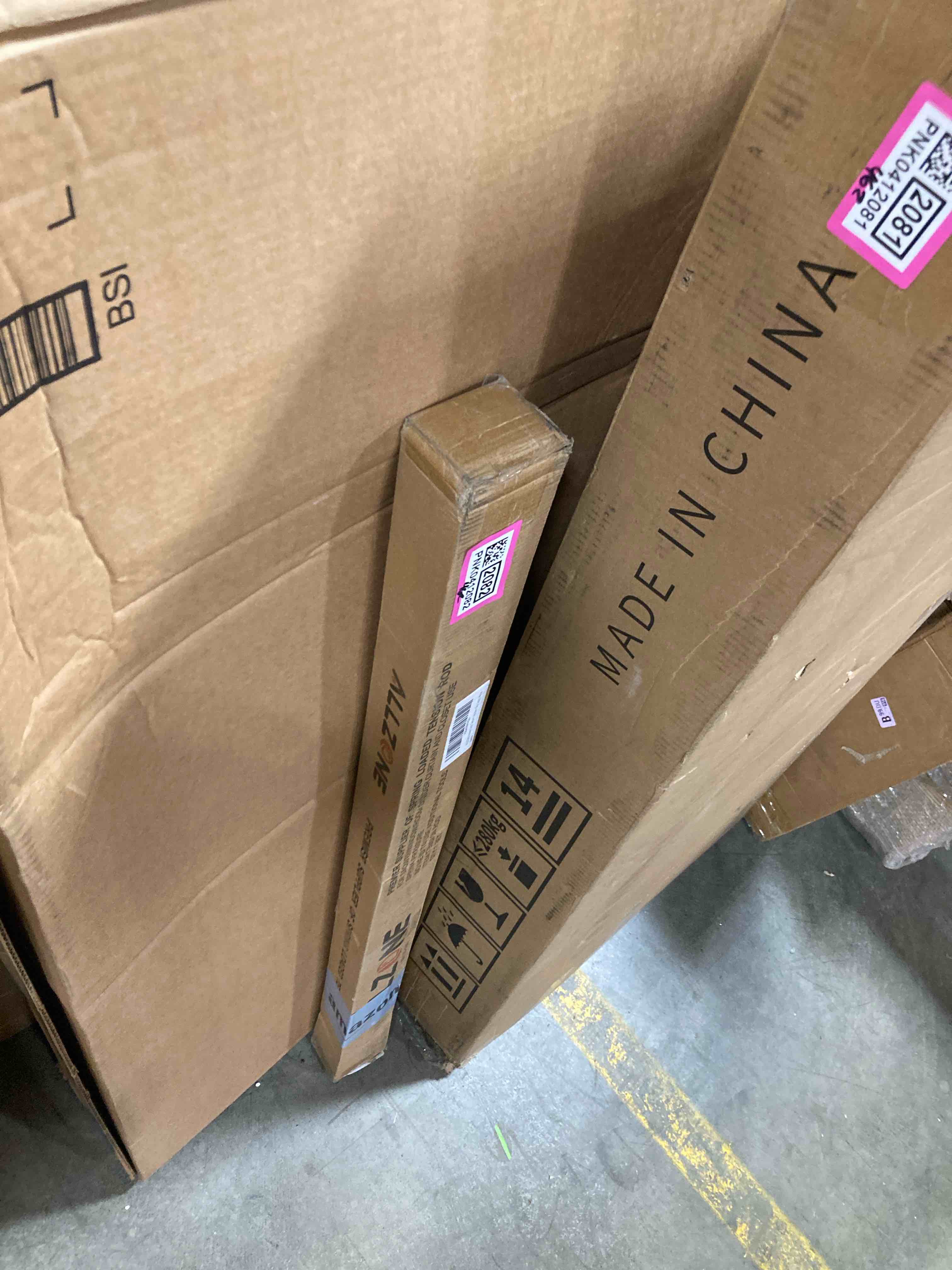 https://s3.amazonaws.com/lotting-images-prod/phillipi/PNK0412082_1743172203740.jpeg