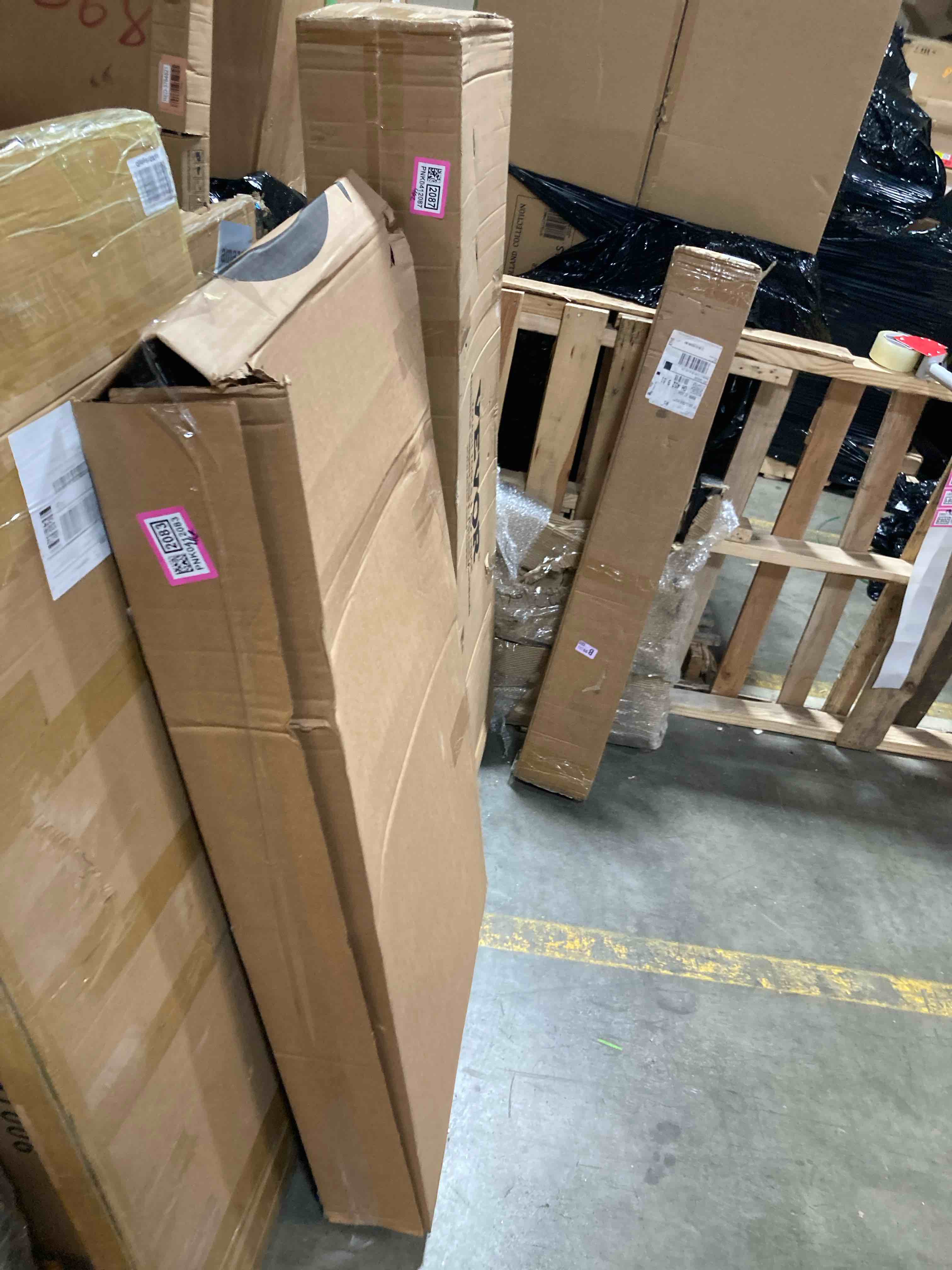 https://s3.amazonaws.com/lotting-images-prod/phillipi/PNK0412083_1743172080659.jpeg