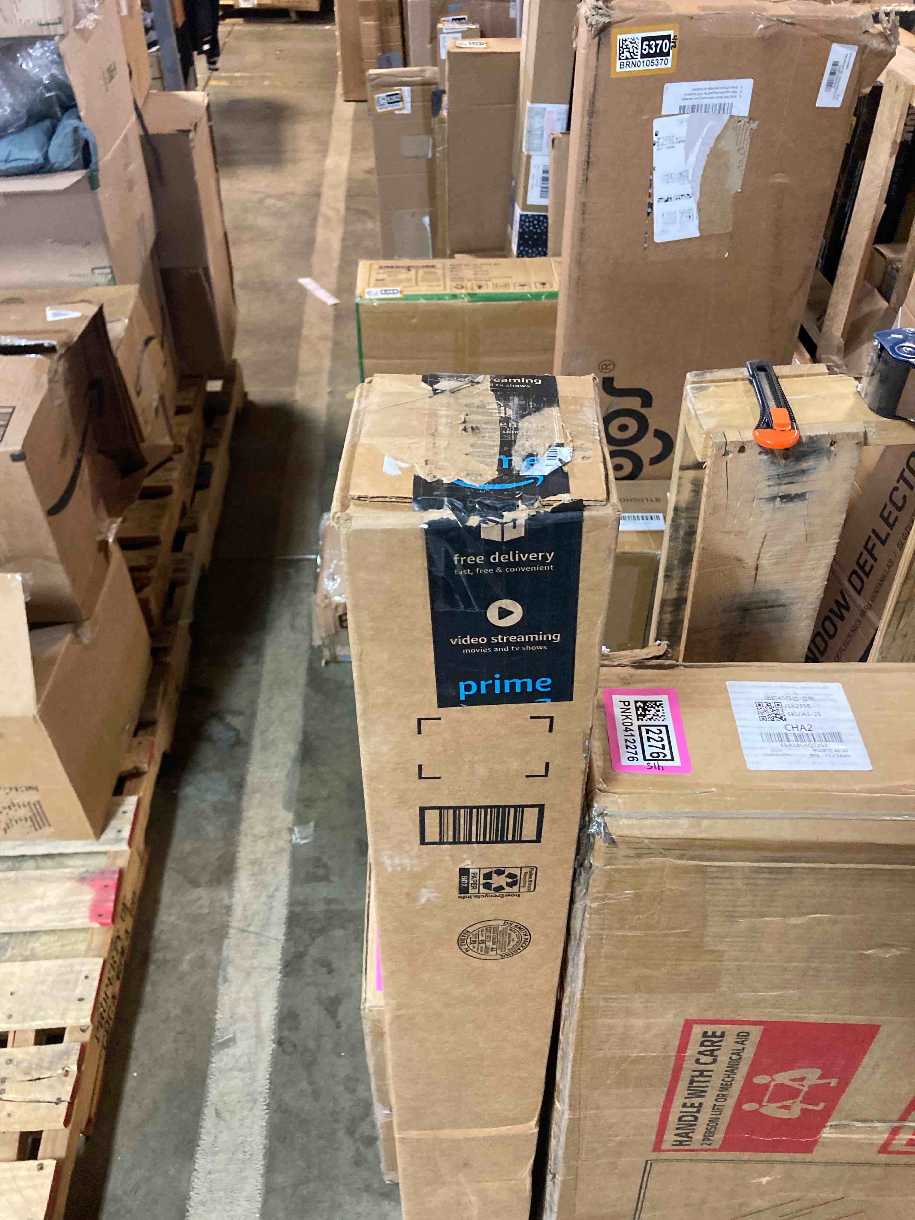 https://s3.amazonaws.com/lotting-images-prod/phillipi/PNK0412277_1742581223892.jpeg