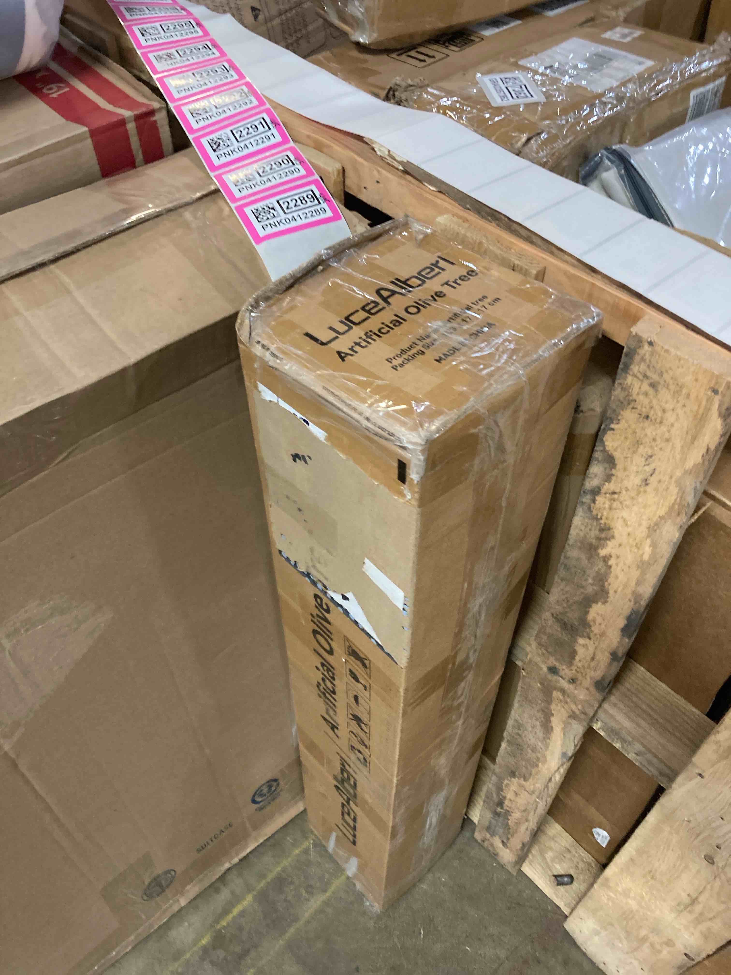 https://s3.amazonaws.com/lotting-images-prod/phillipi/PNK0412289_1742582985117.jpeg