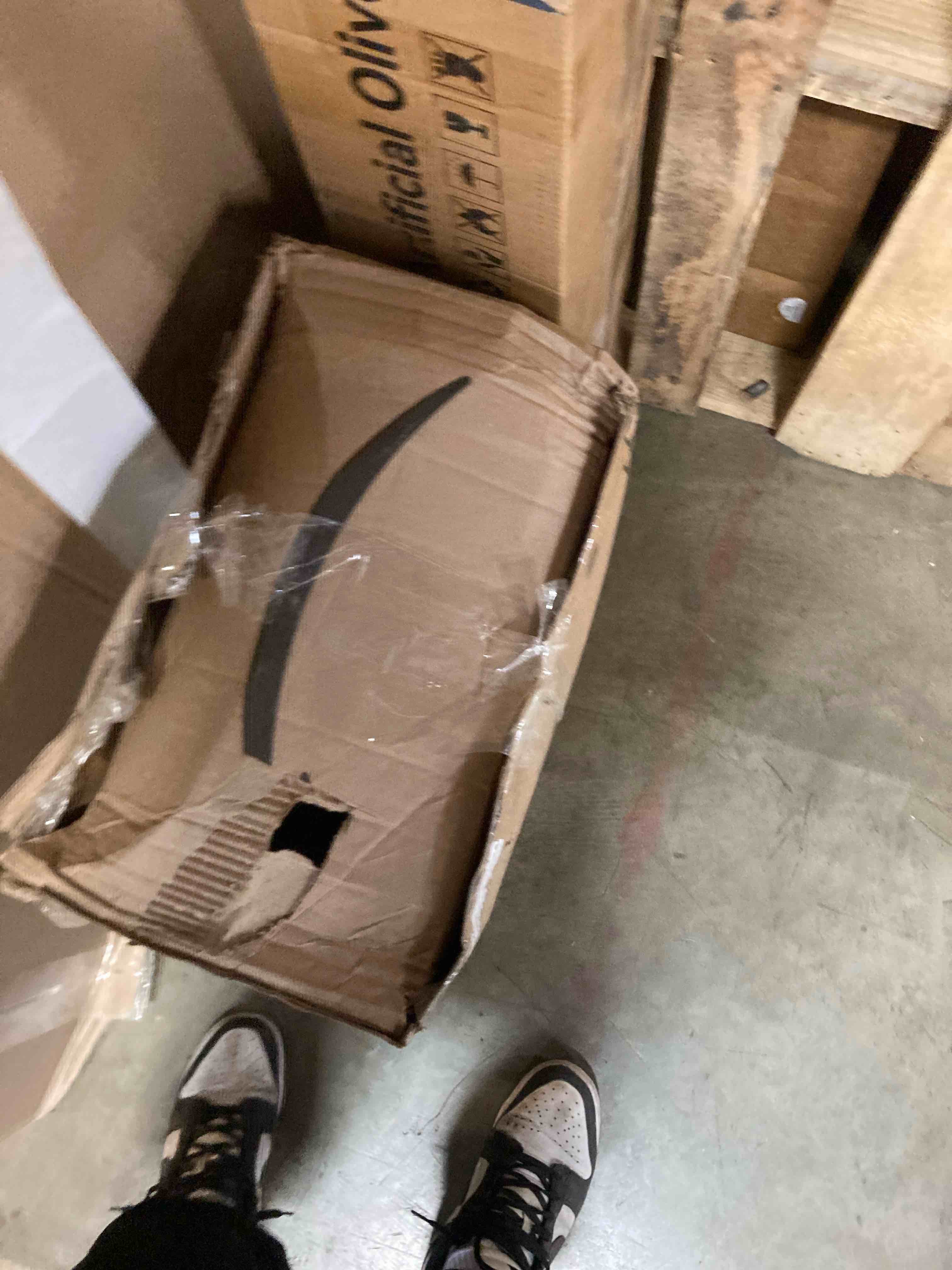 https://s3.amazonaws.com/lotting-images-prod/phillipi/PNK0412290_1742583128491.jpeg