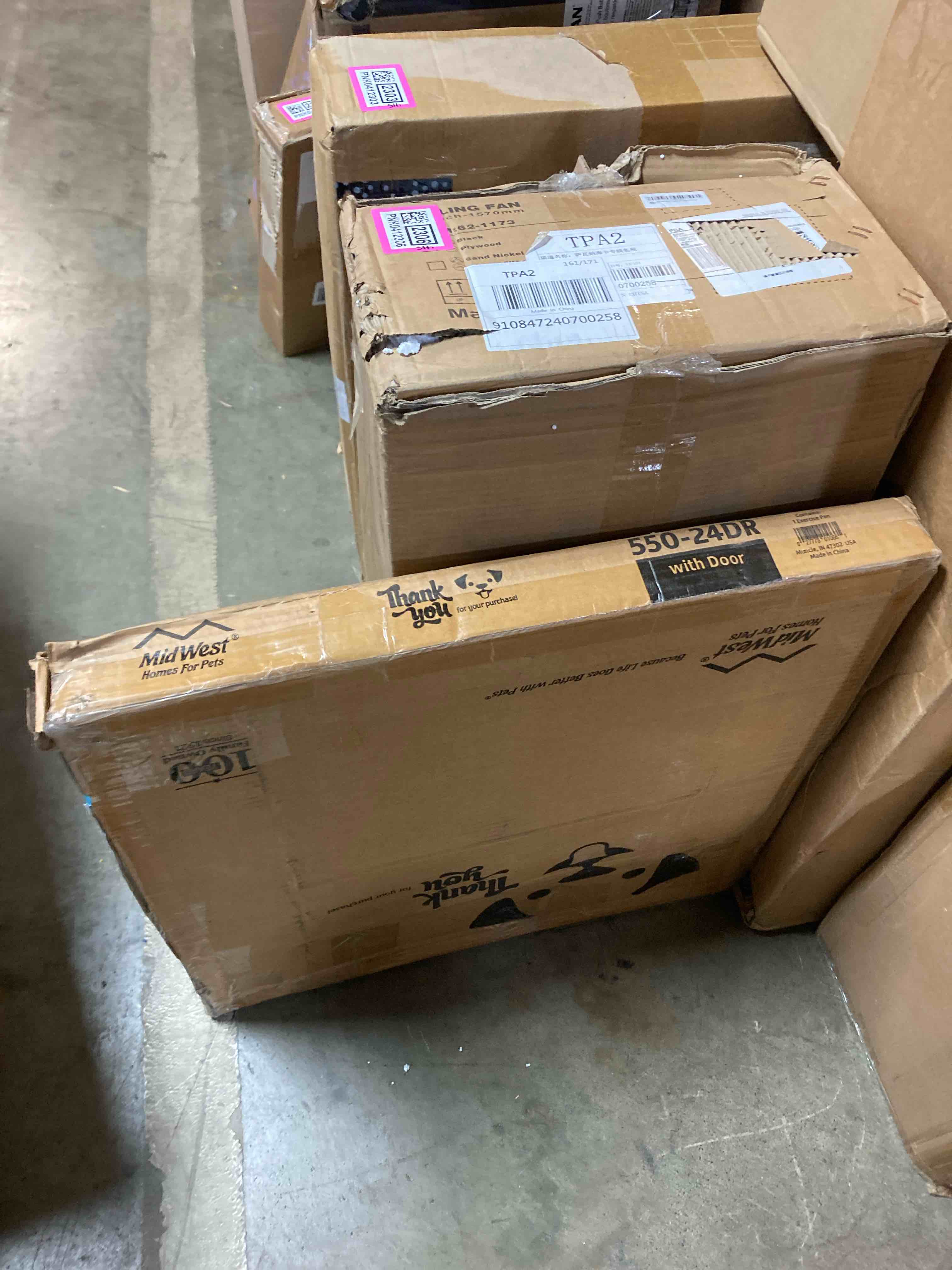 https://s3.amazonaws.com/lotting-images-prod/phillipi/PNK0412310_1742769232110.jpeg