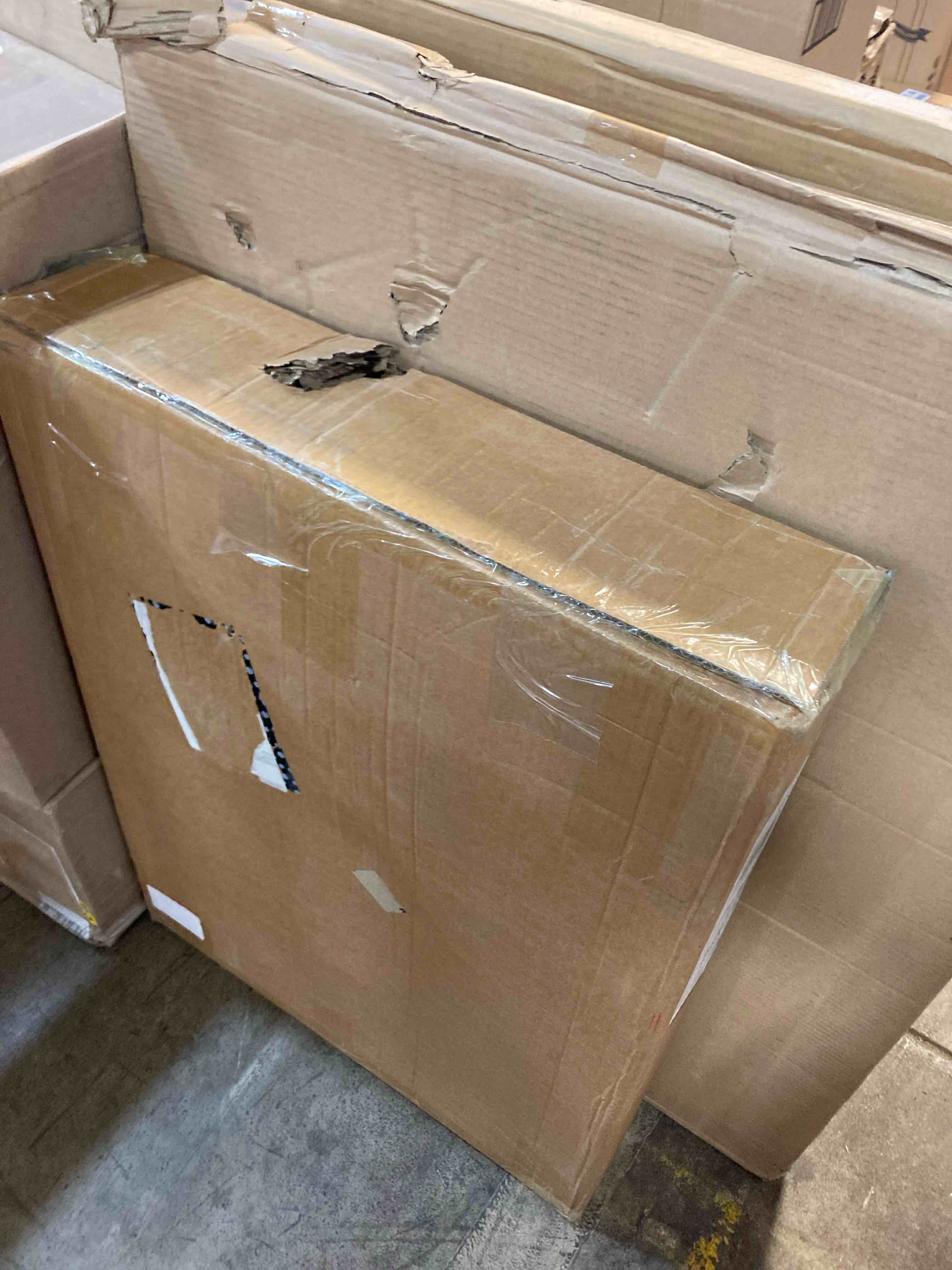 https://s3.amazonaws.com/lotting-images-prod/phillipi/PNK0412334_1742319135203.jpeg