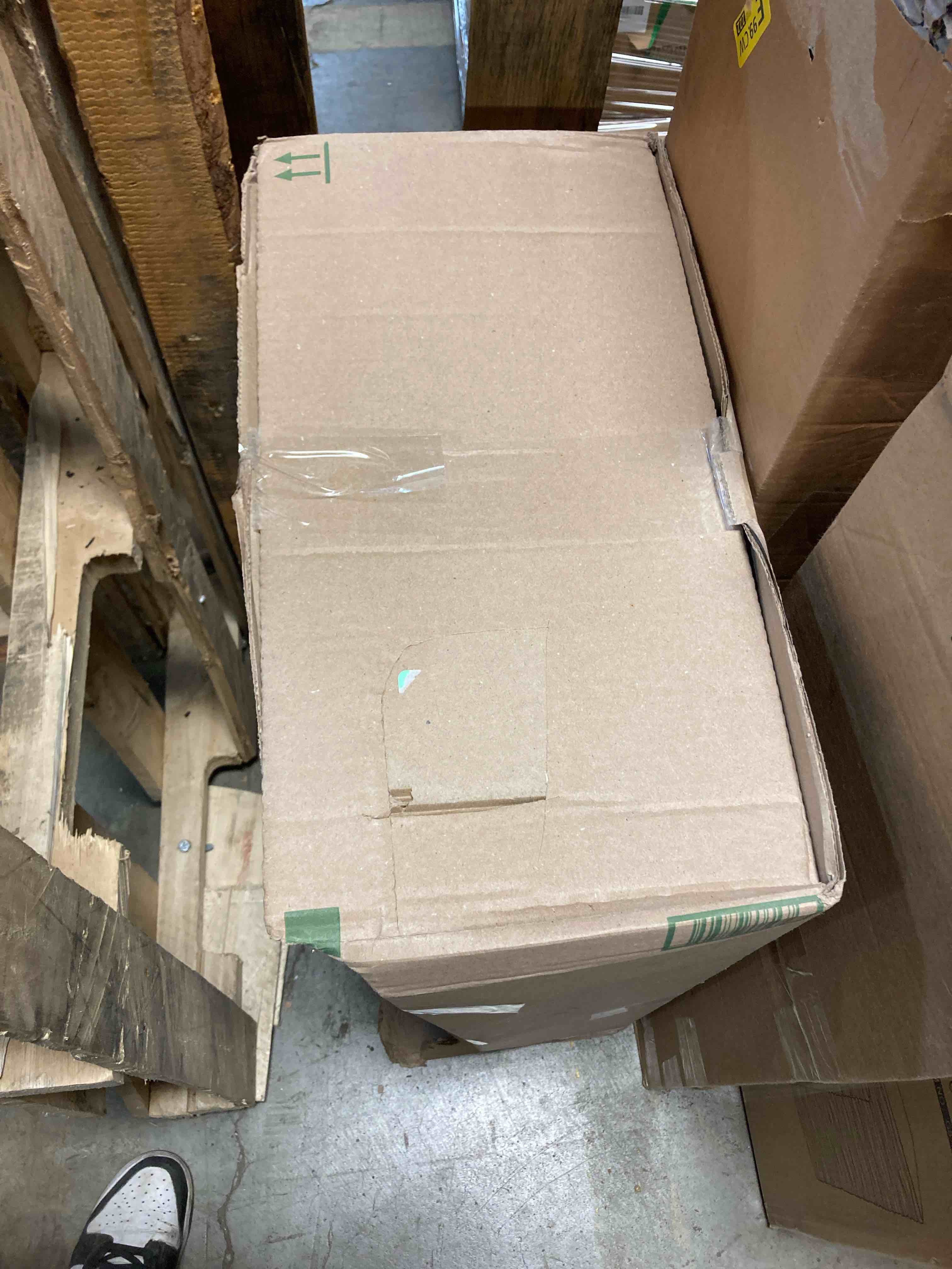 https://s3.amazonaws.com/lotting-images-prod/phillipi/PNK0412383_1742311783860.jpeg