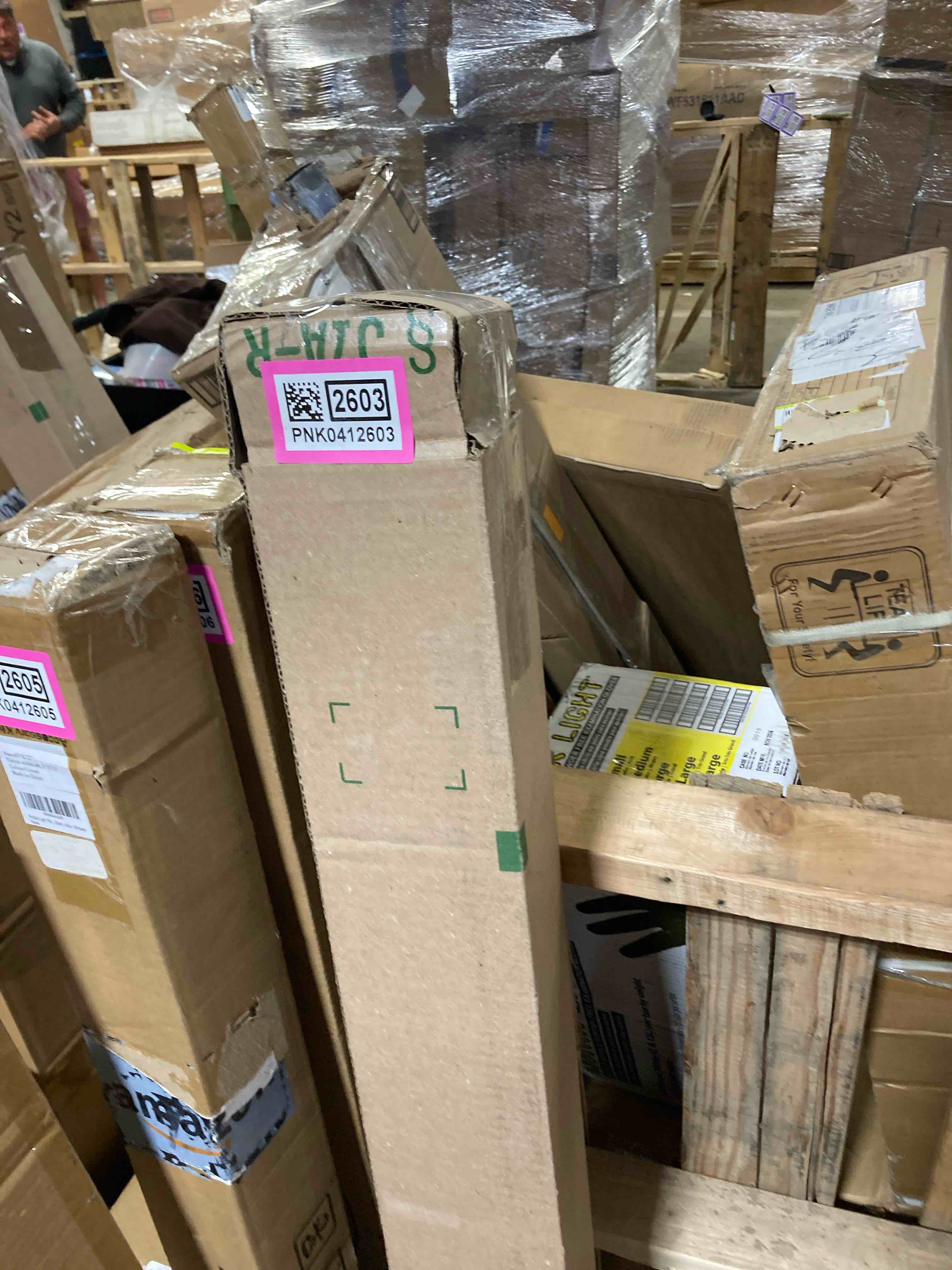 https://s3.amazonaws.com/lotting-images-prod/phillipi/PNK0412603_1741721027106.jpeg