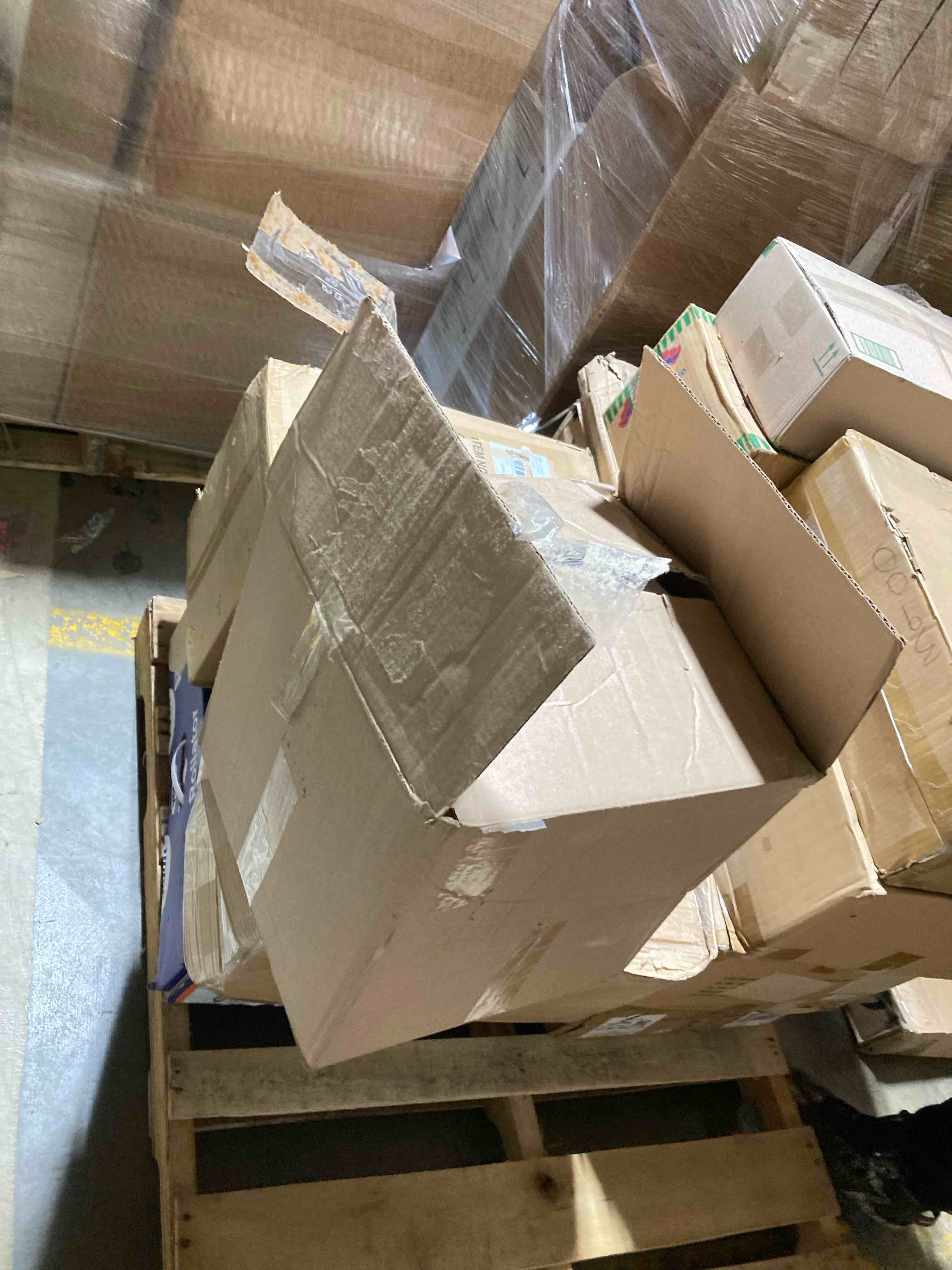 https://s3.amazonaws.com/lotting-images-prod/phillipi/PNK0413132_1740006587916.jpeg