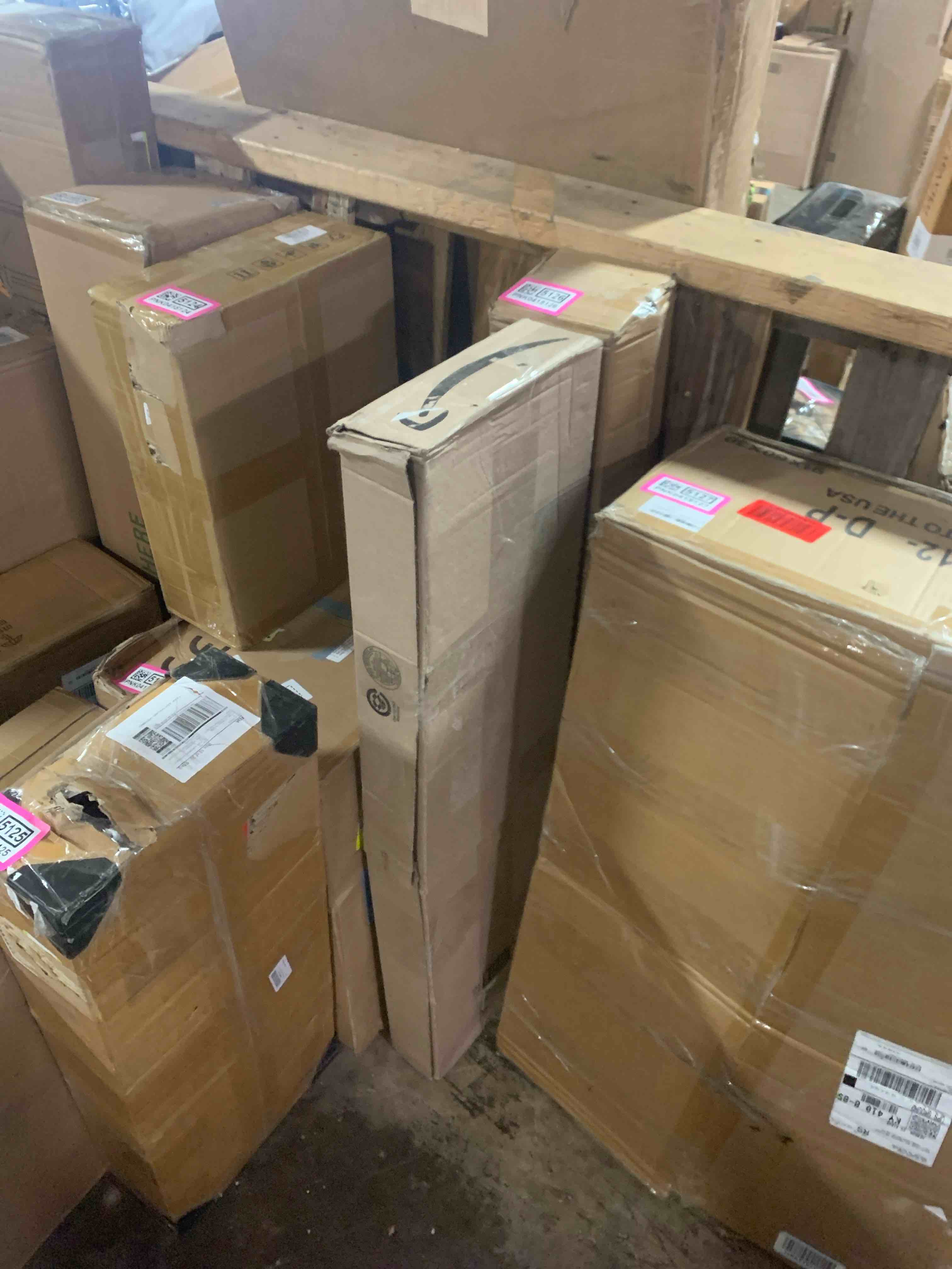 https://s3.amazonaws.com/lotting-images-prod/phillipi/PNK0415128_1738177134203.jpeg