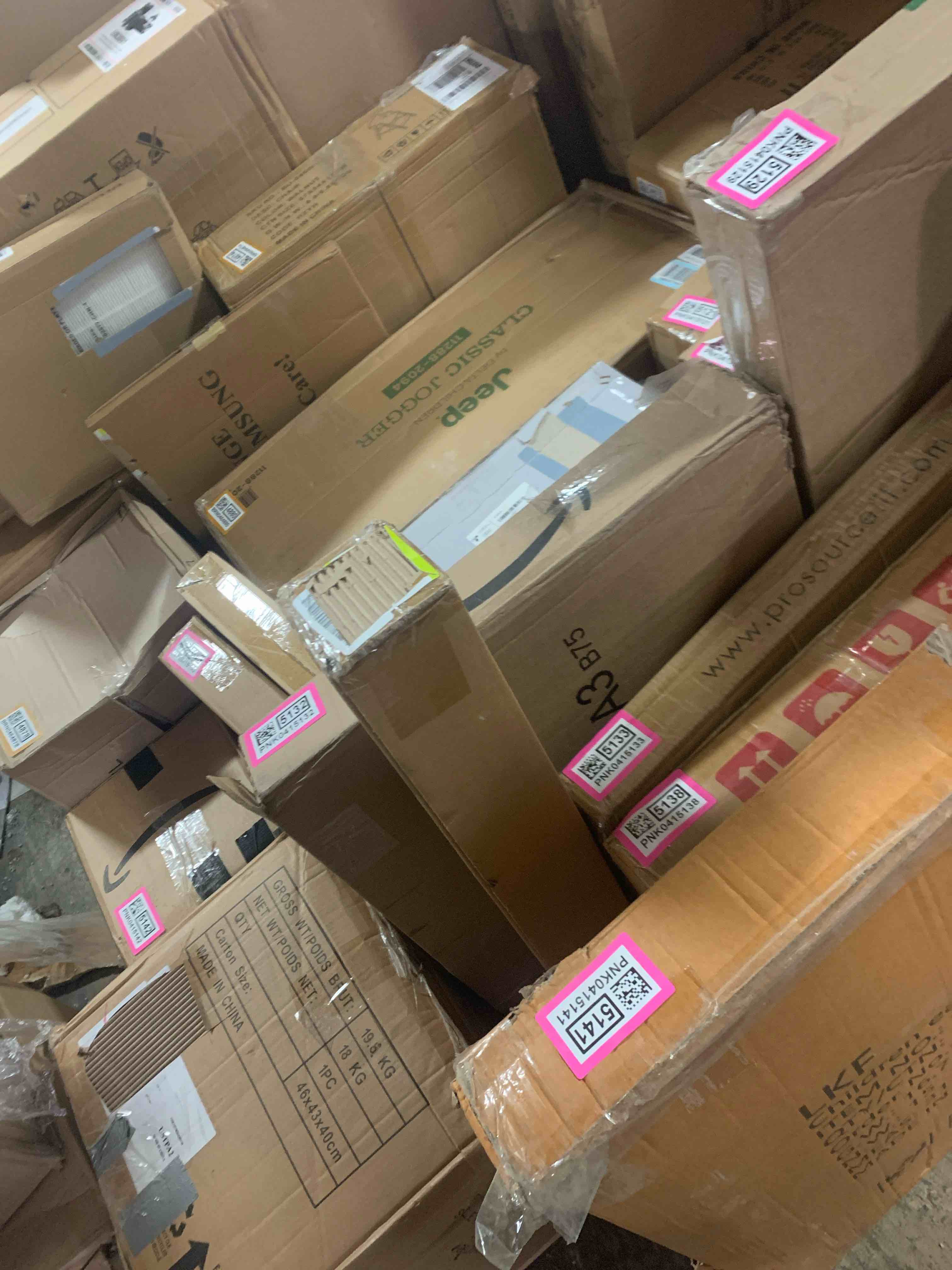 https://s3.amazonaws.com/lotting-images-prod/phillipi/PNK0415144_1738179333544.jpeg