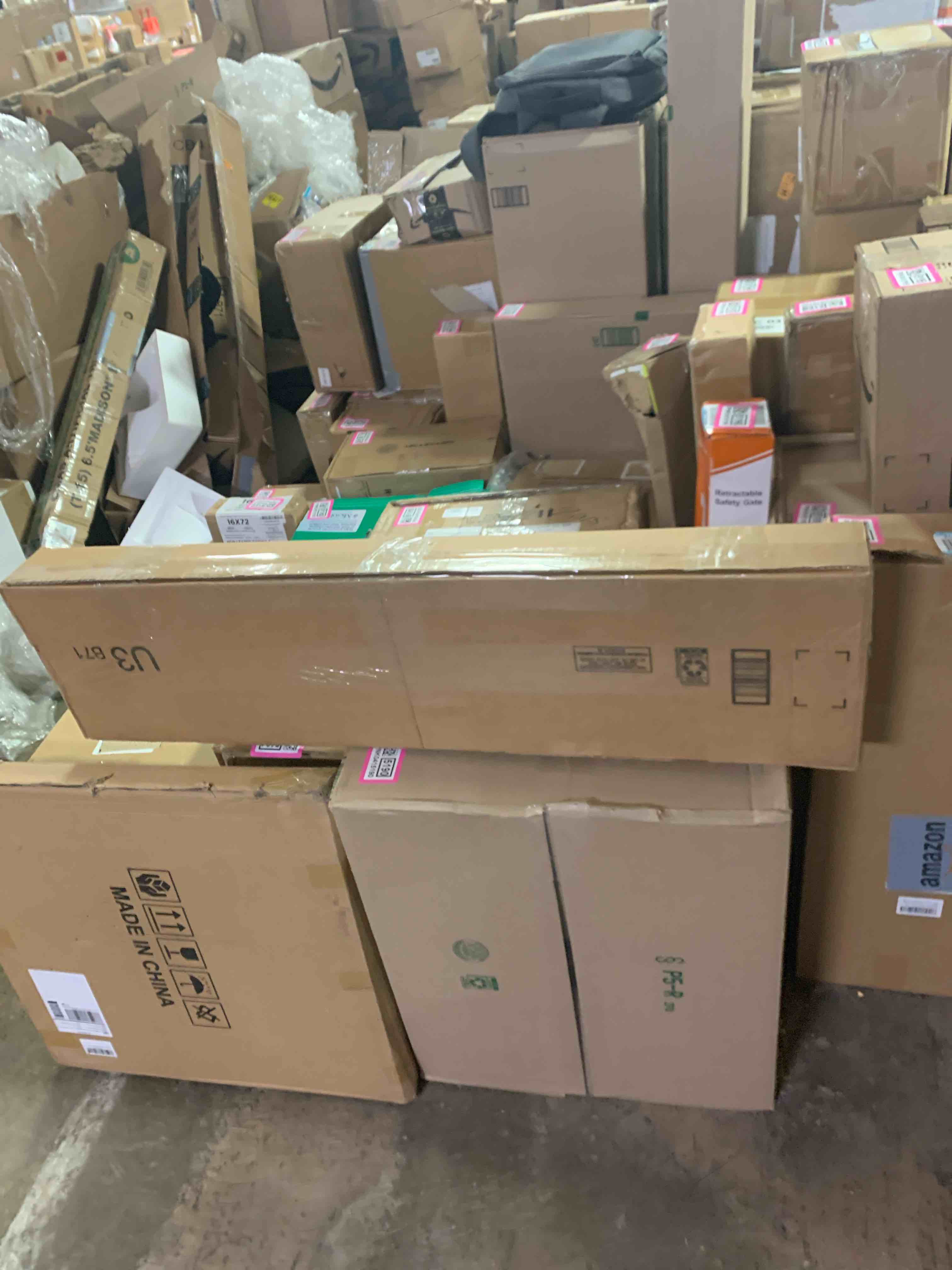 https://s3.amazonaws.com/lotting-images-prod/phillipi/PNK0415199_1738187852649.jpeg