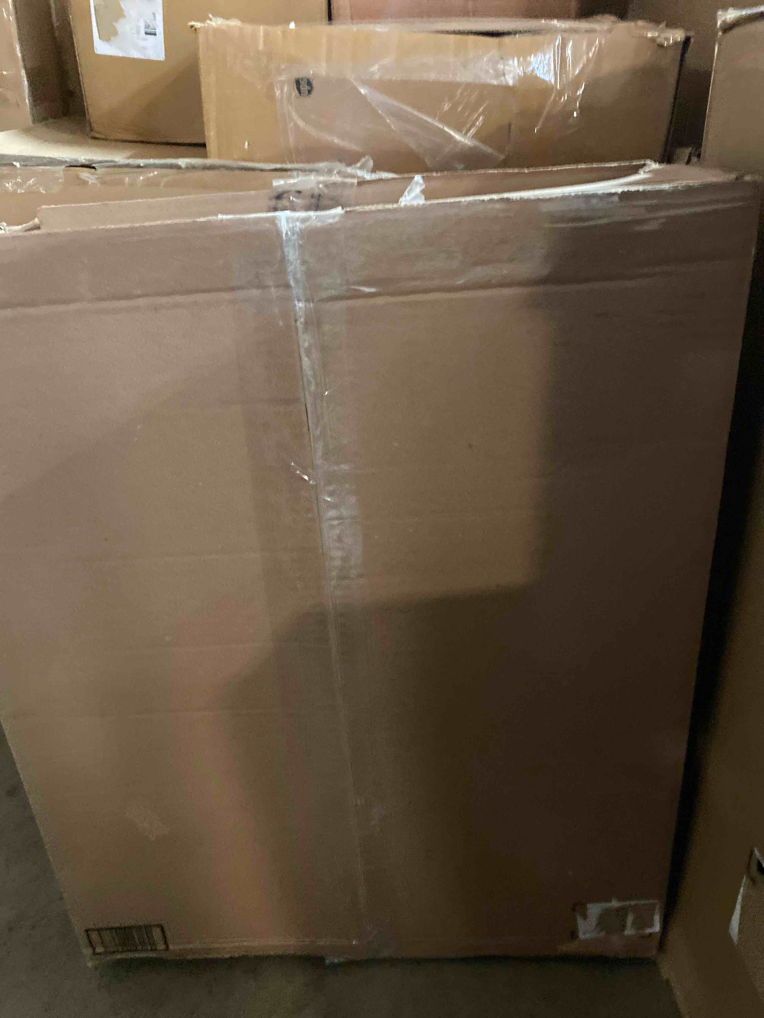 https://s3.amazonaws.com/lotting-images-prod/phillipi/PNK0415361_1738015206593.jpeg