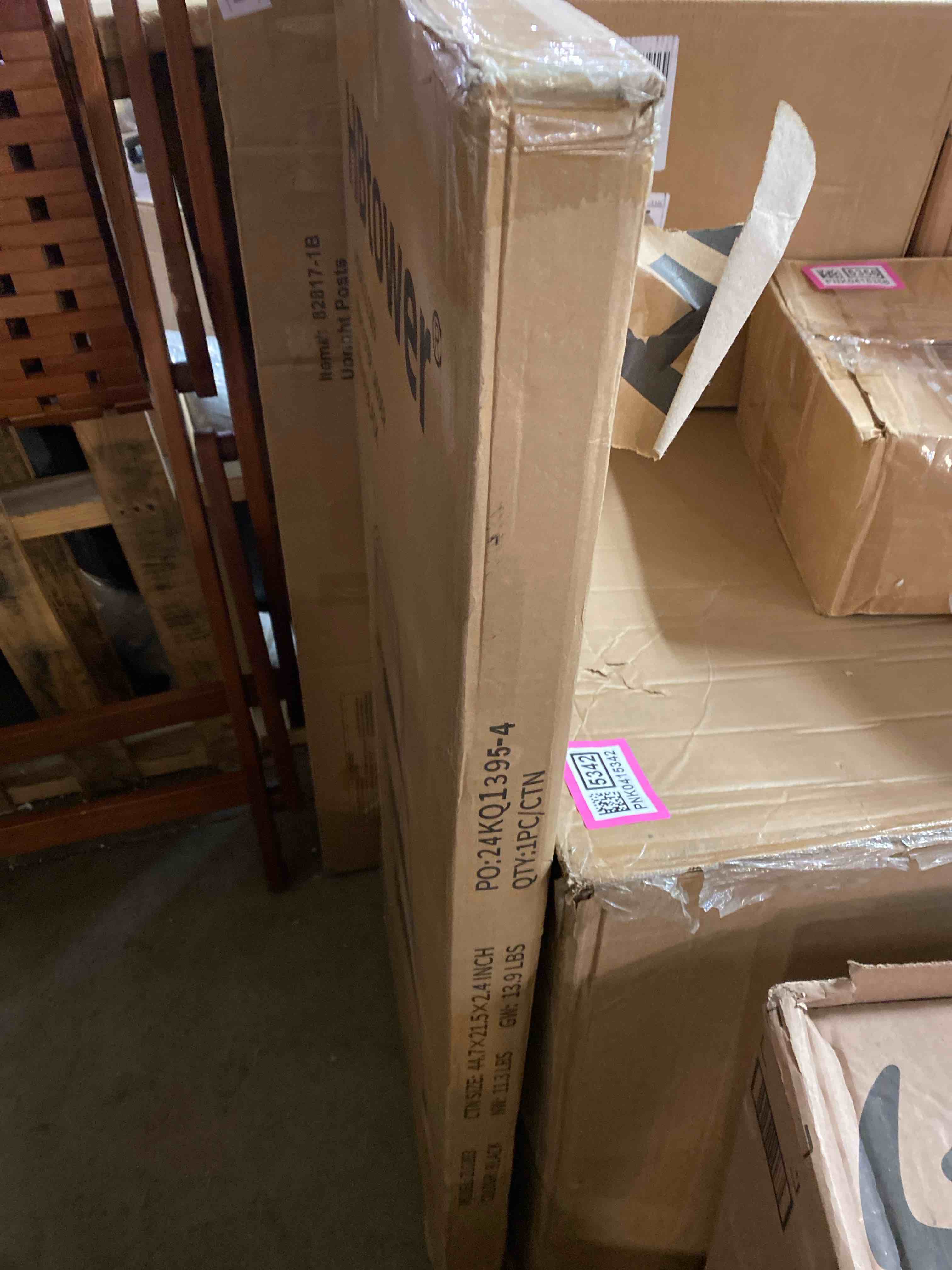 https://s3.amazonaws.com/lotting-images-prod/phillipi/PNK0415363_1738015571448.jpeg