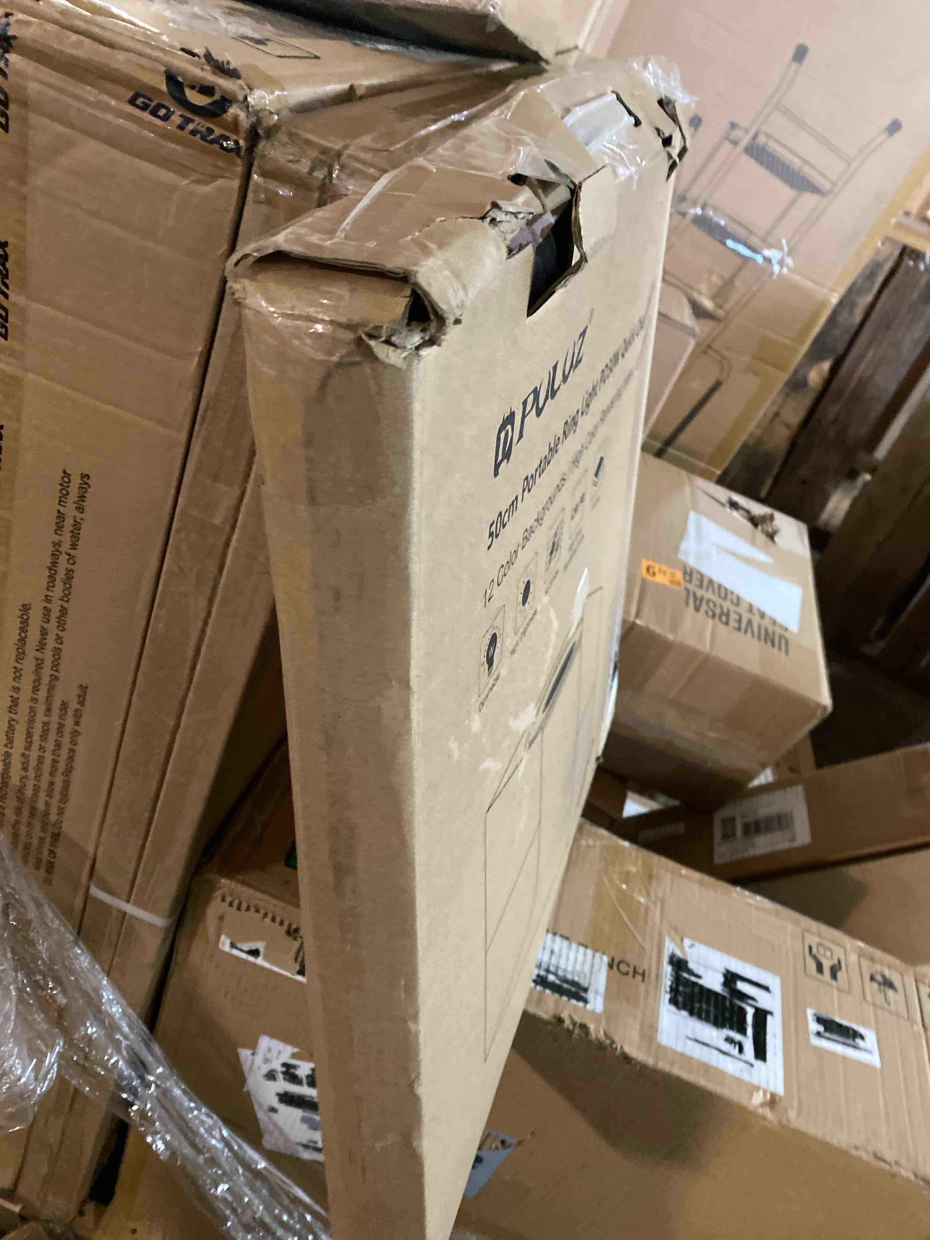 https://s3.amazonaws.com/lotting-images-prod/phillipi/PNK0415405_1738092354633.jpeg