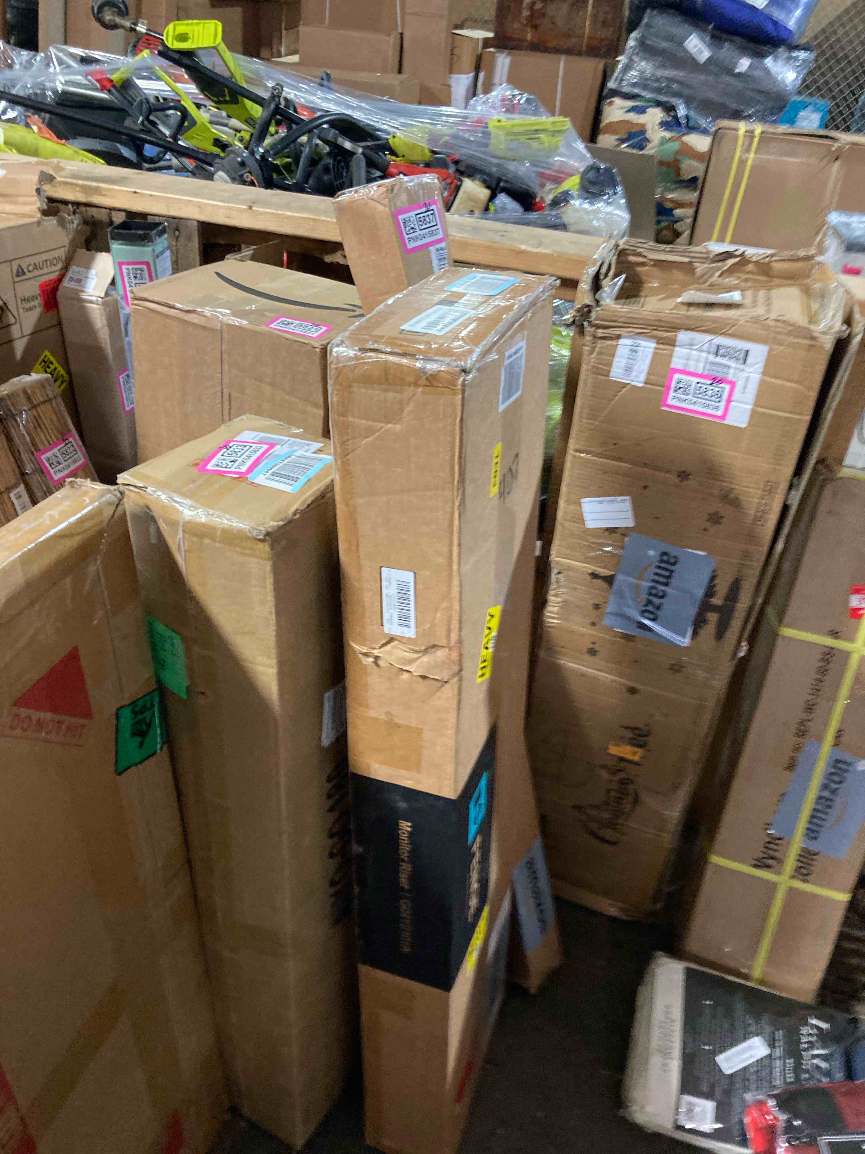 https://s3.amazonaws.com/lotting-images-prod/phillipi/PNK0415839_1737748555795.jpeg