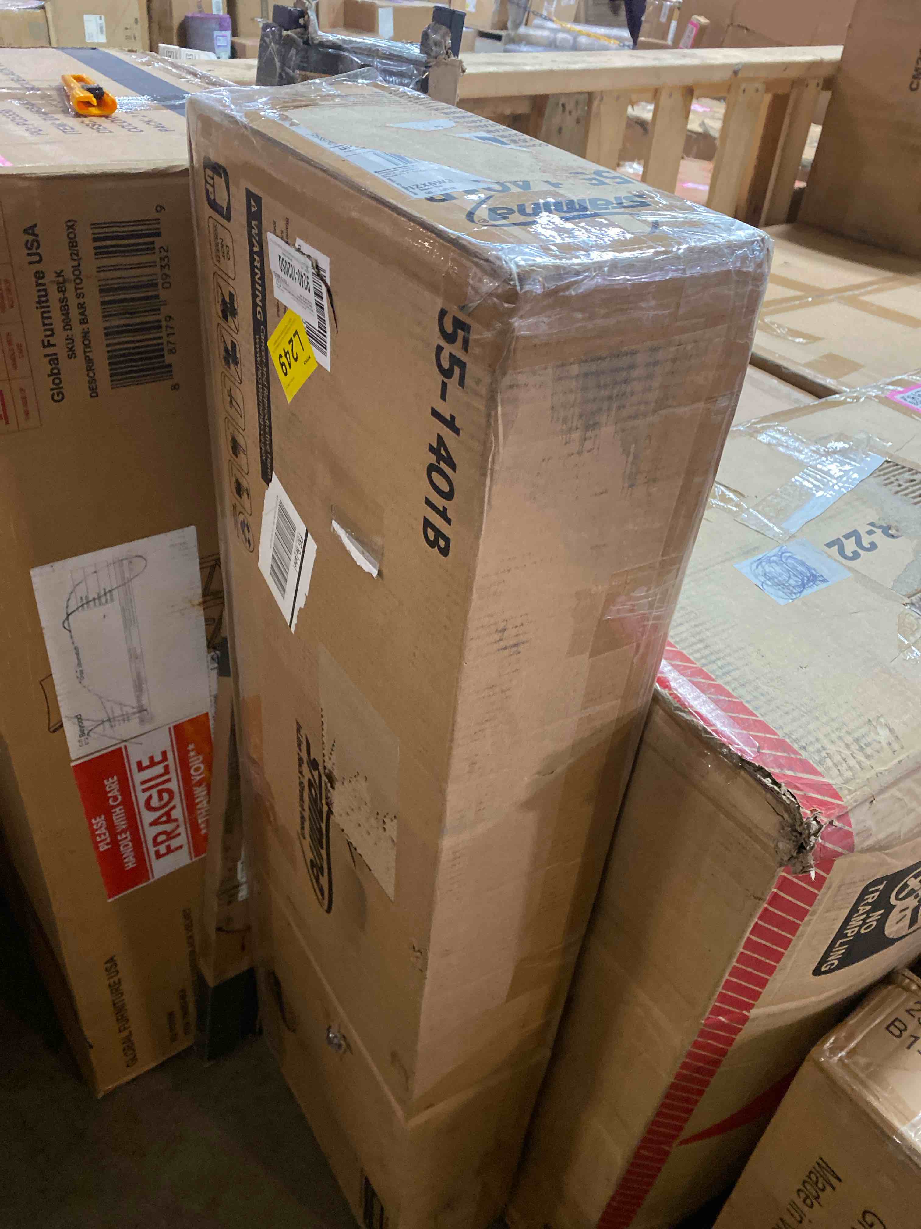 https://s3.amazonaws.com/lotting-images-prod/phillipi/PNK0416066_1734465831058.jpeg