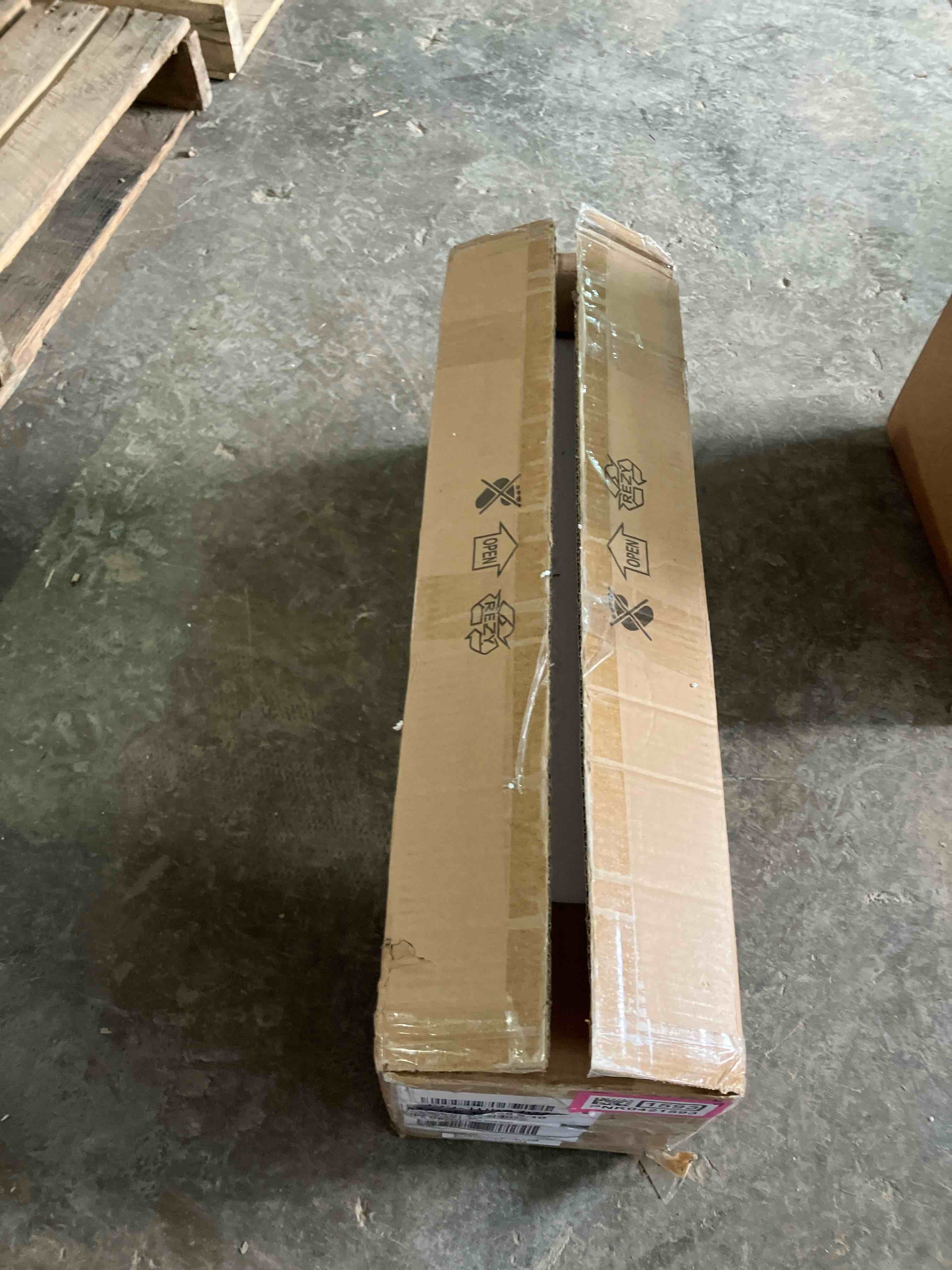 https://s3.amazonaws.com/lotting-images-prod/phillipi/PNK0418166_1737563450798.jpeg
