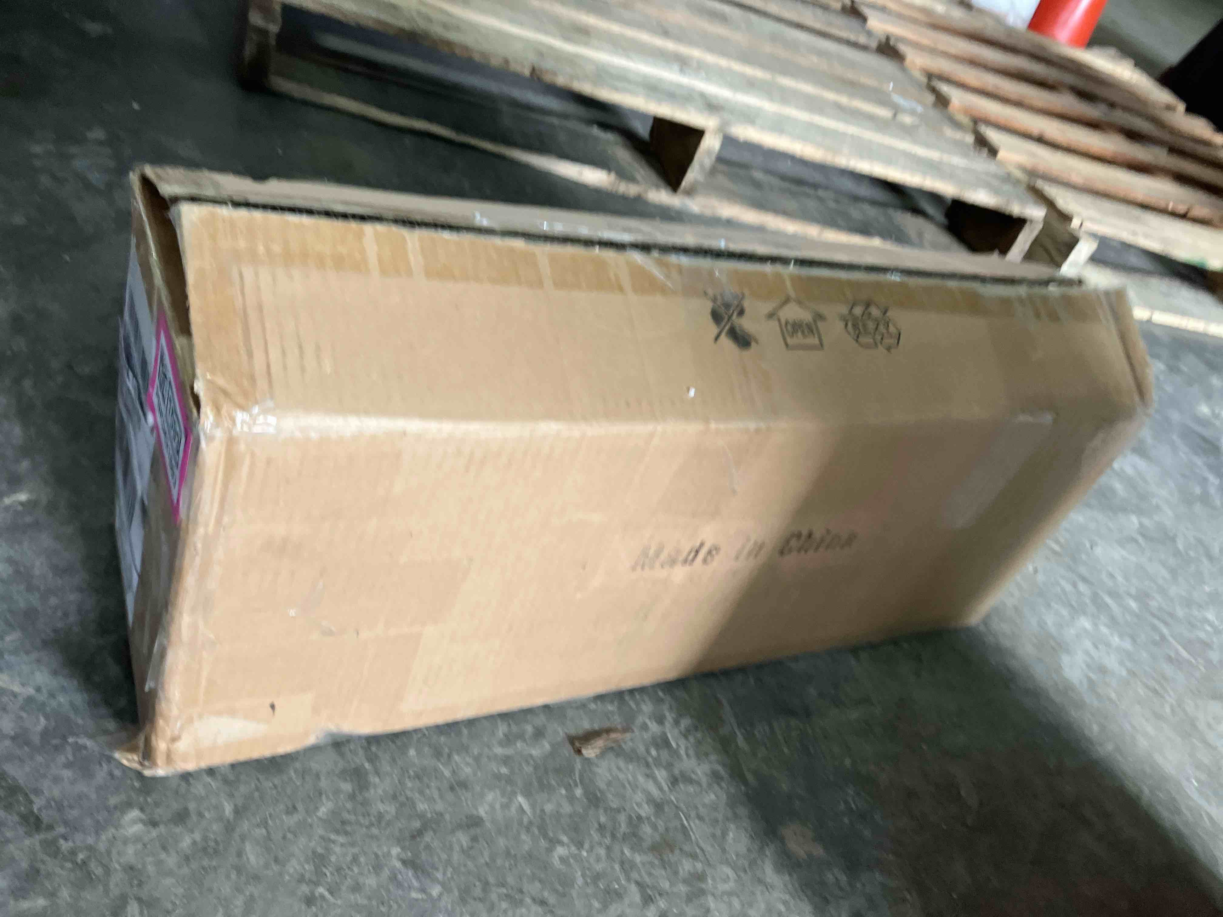 https://s3.amazonaws.com/lotting-images-prod/phillipi/PNK0418166_1737563453941.jpeg