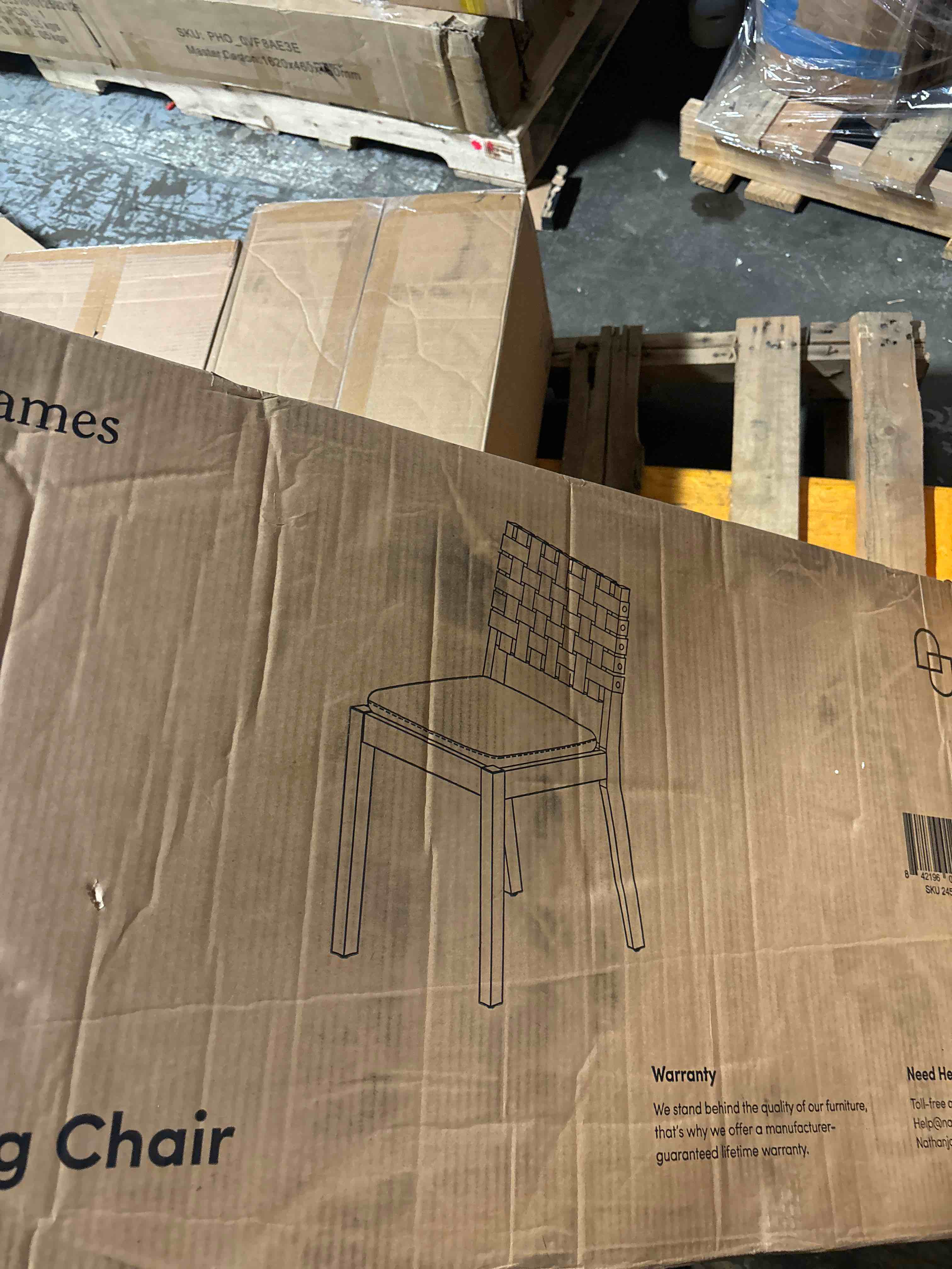 https://s3.amazonaws.com/lotting-images-prod/phillipi/PNK0419935_1734631963402.jpeg