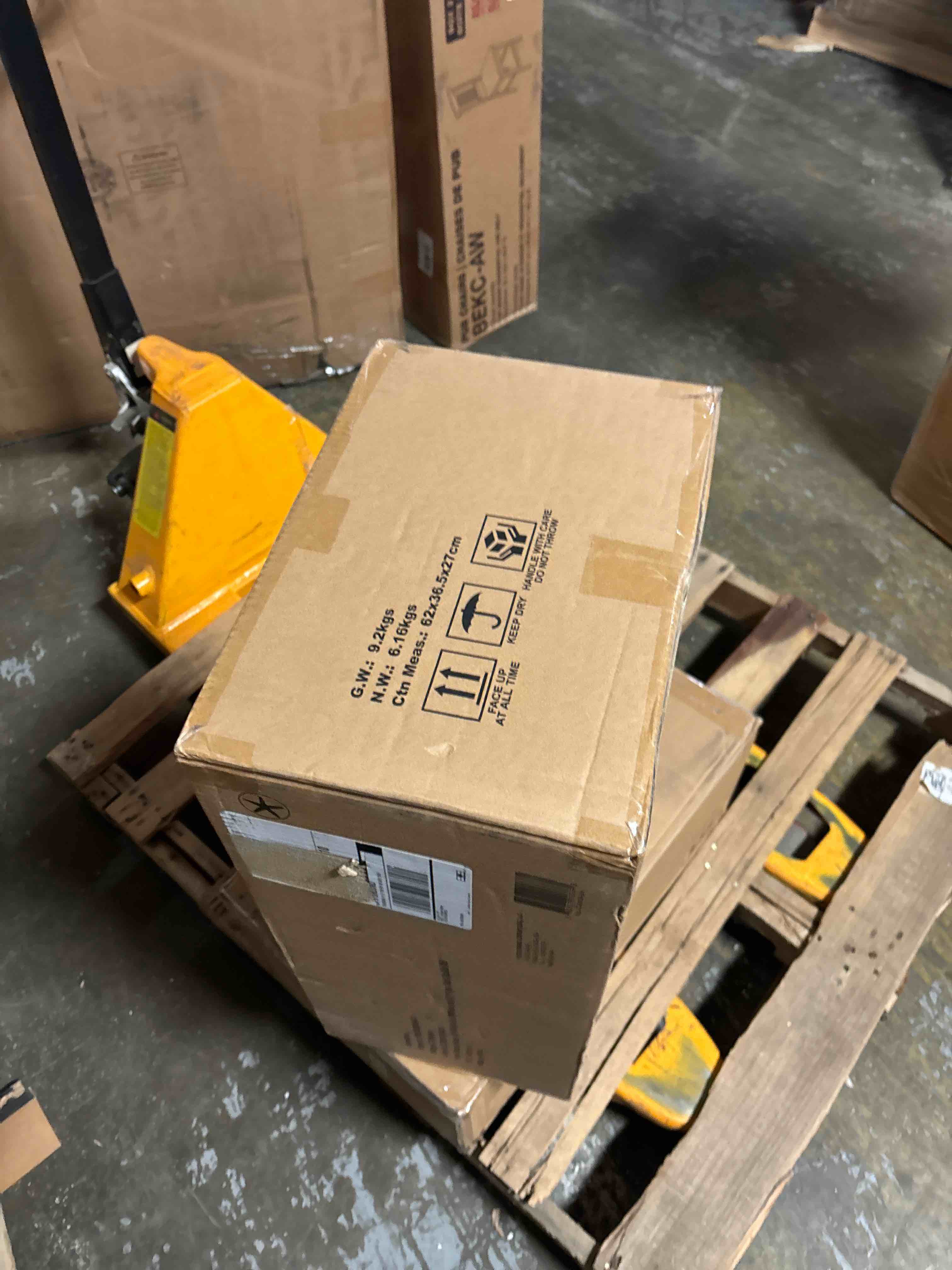 https://s3.amazonaws.com/lotting-images-prod/phillipi/PNK0419937_1734632285370.jpeg