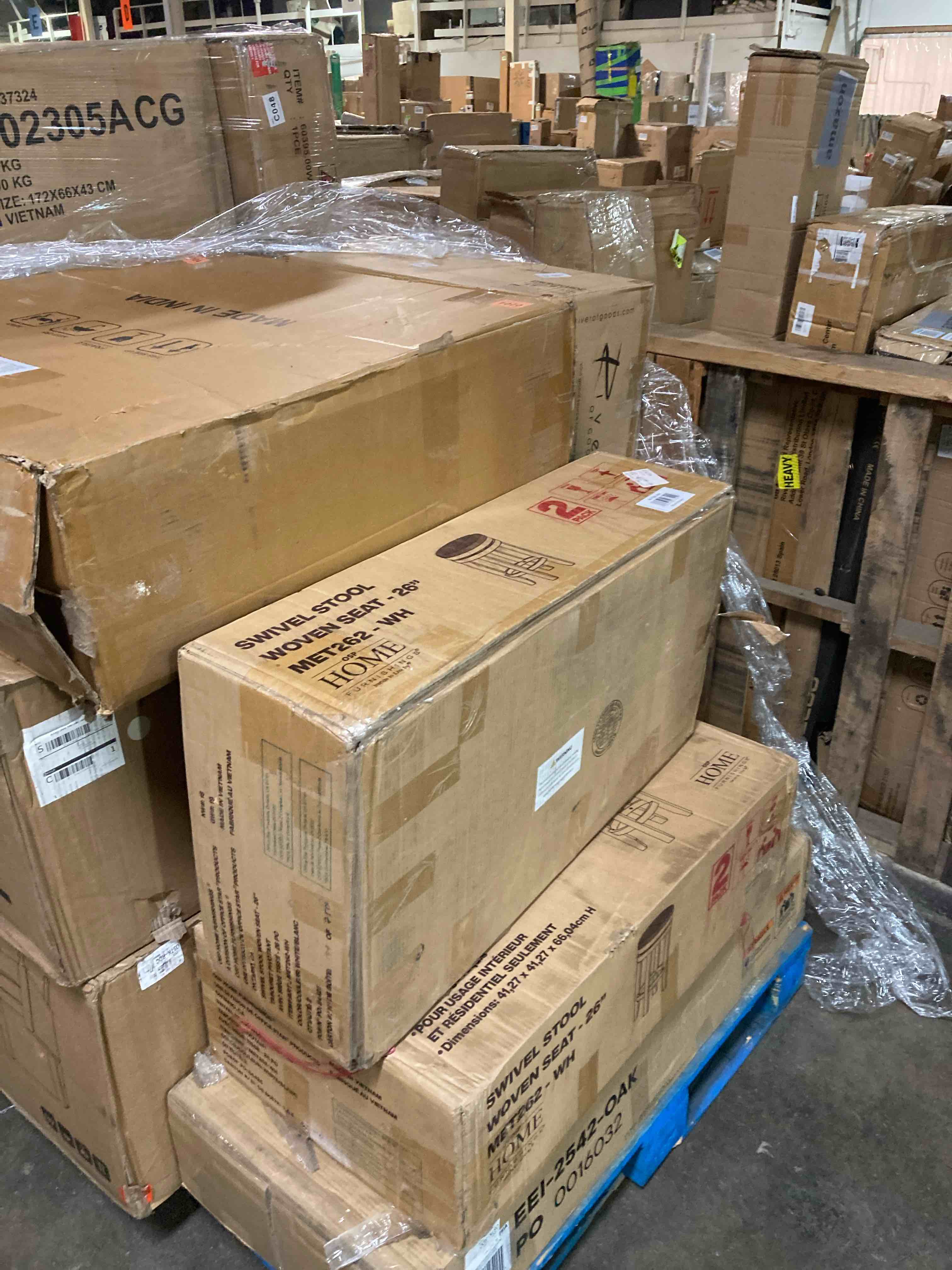 https://s3.amazonaws.com/lotting-images-prod/phillipi/PNK0424253_1732558165109.jpeg
