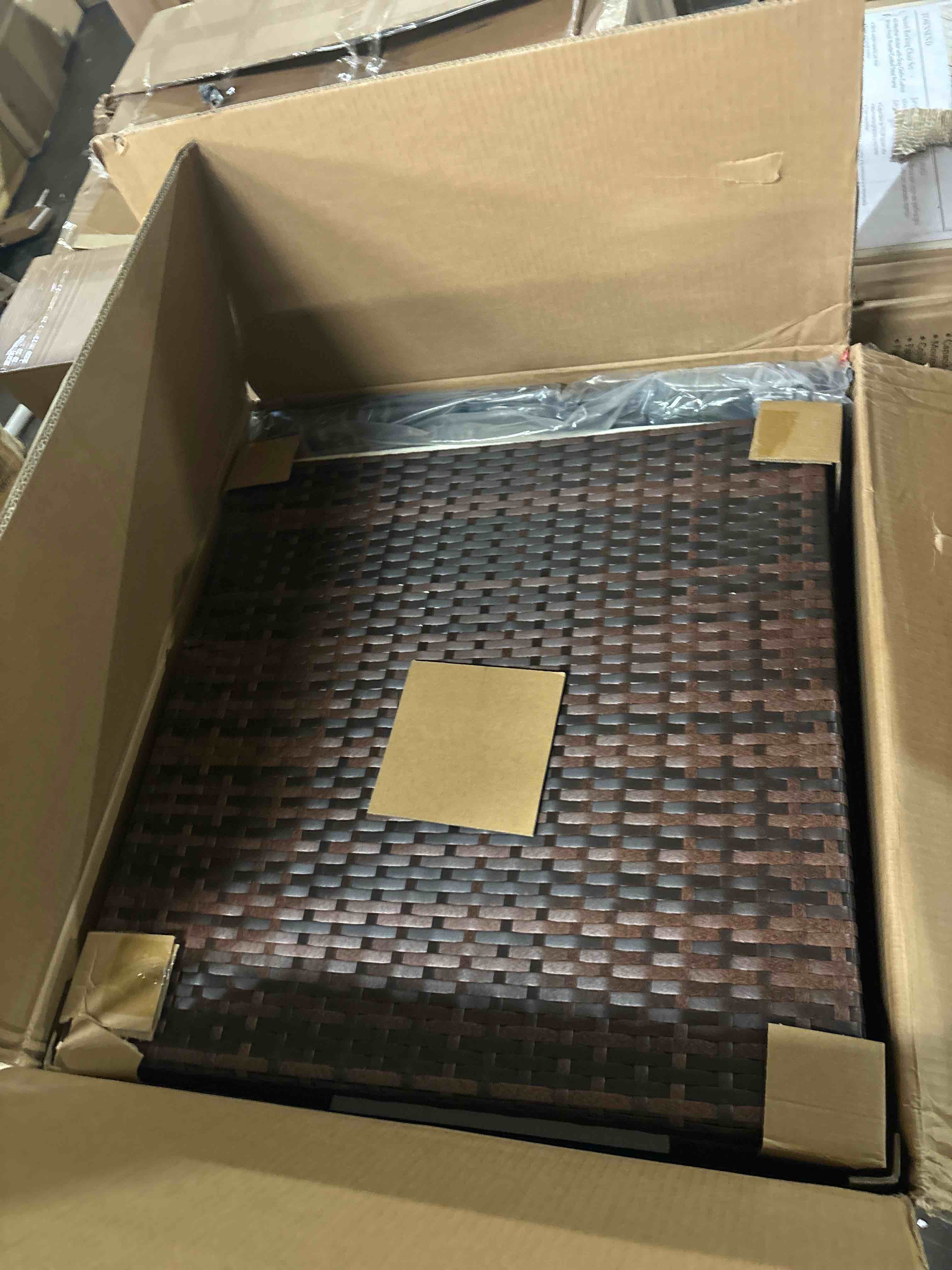 https://s3.amazonaws.com/lotting-images-prod/phillipi/PNK0424714_1732295558858.jpeg