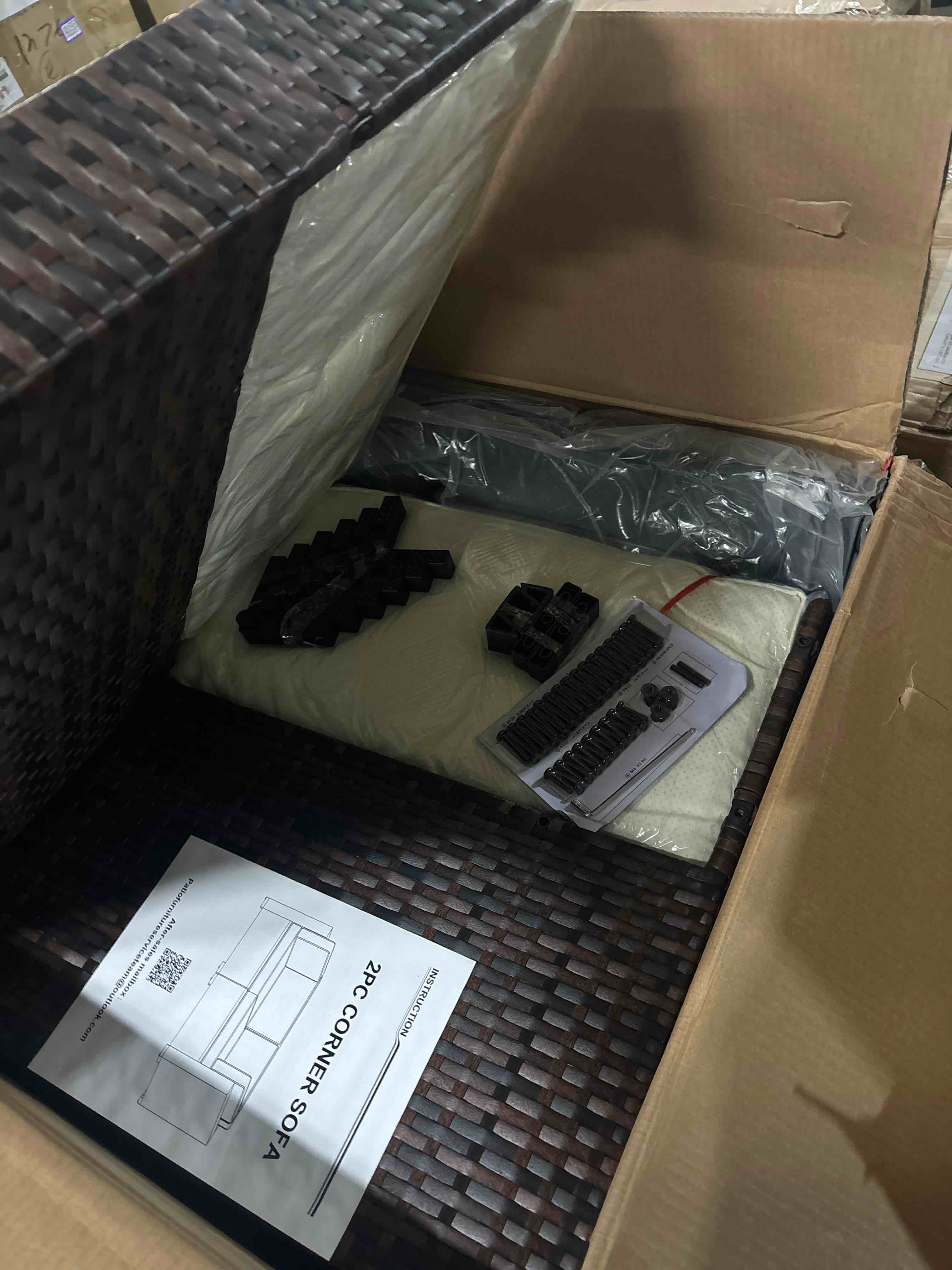 https://s3.amazonaws.com/lotting-images-prod/phillipi/PNK0424714_1732295568206.jpeg