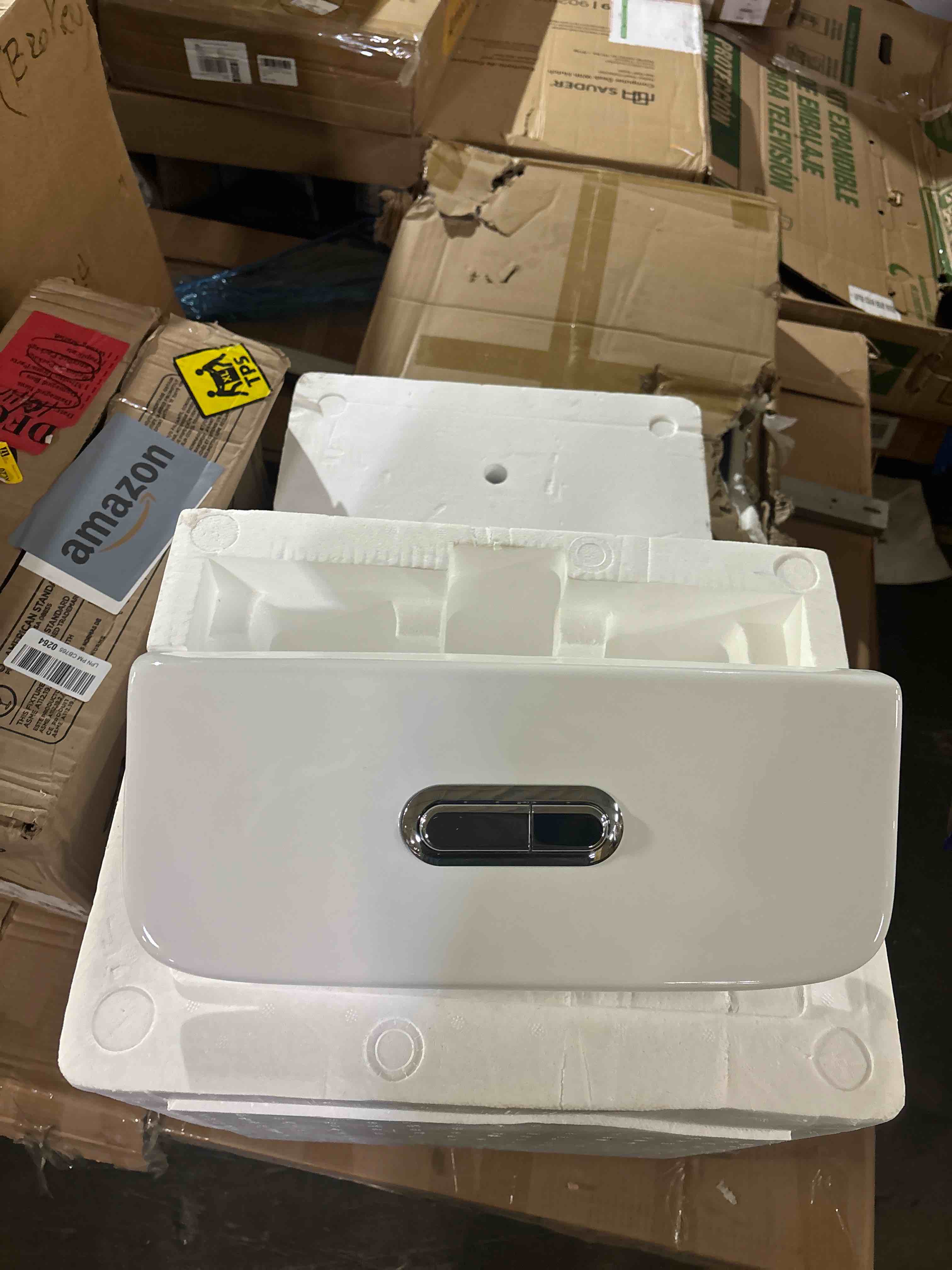 https://s3.amazonaws.com/lotting-images-prod/phillipi/PNK0424725_1732304344779.jpeg