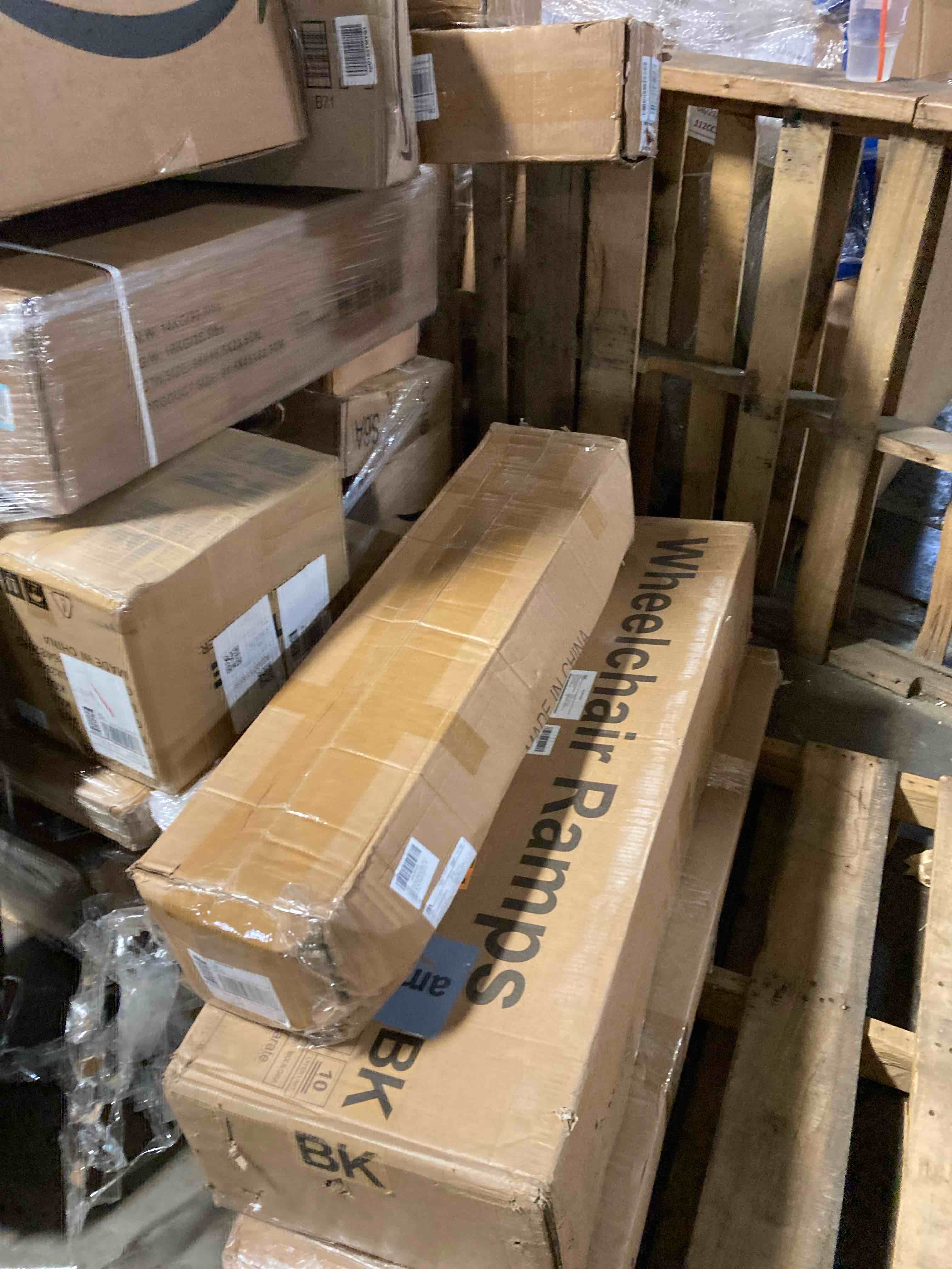 https://s3.amazonaws.com/lotting-images-prod/phillipi/PNK0424904_1732210175005.jpeg