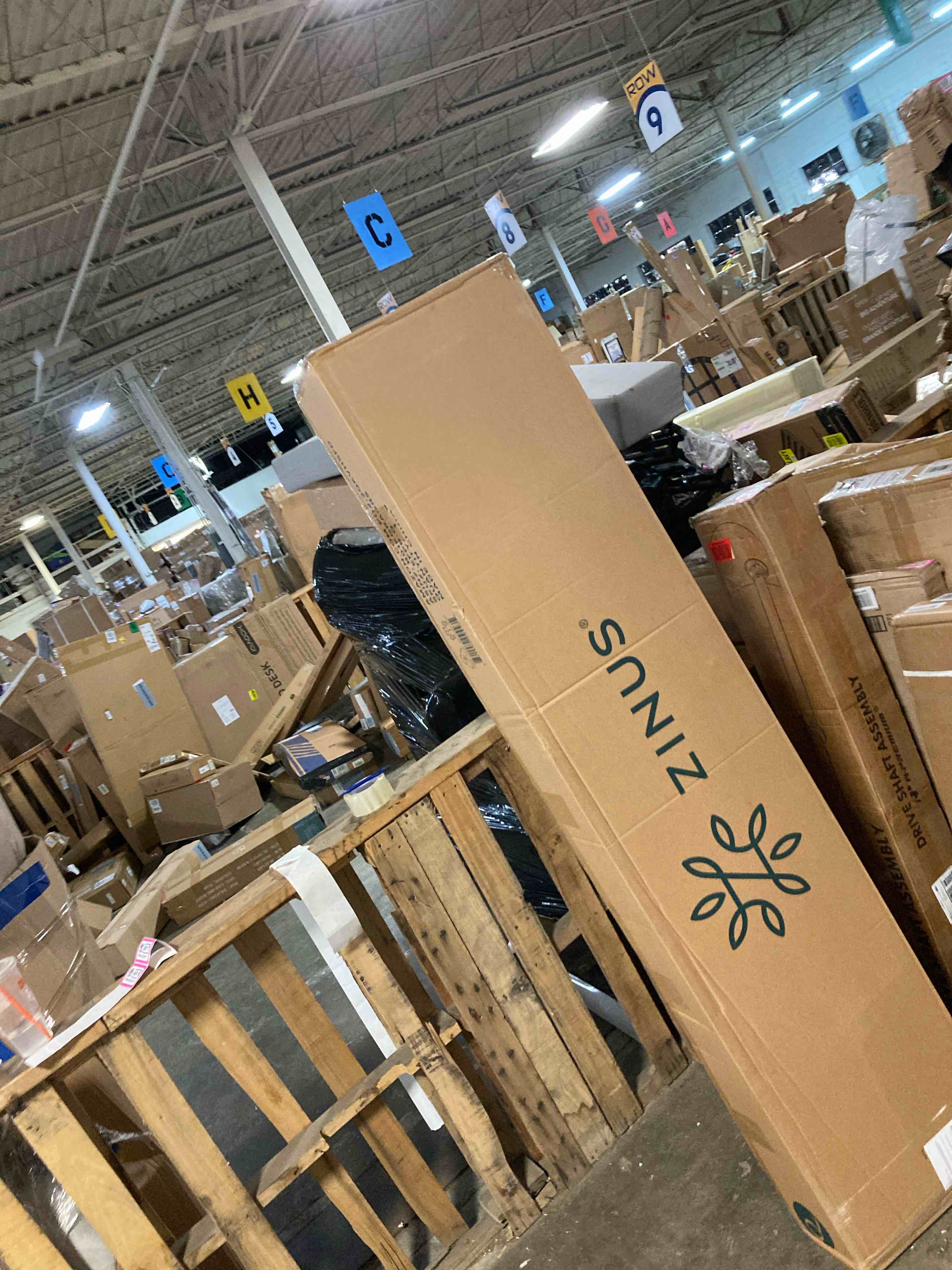 https://s3.amazonaws.com/lotting-images-prod/phillipi/PNK0424917_1732287552278.jpeg