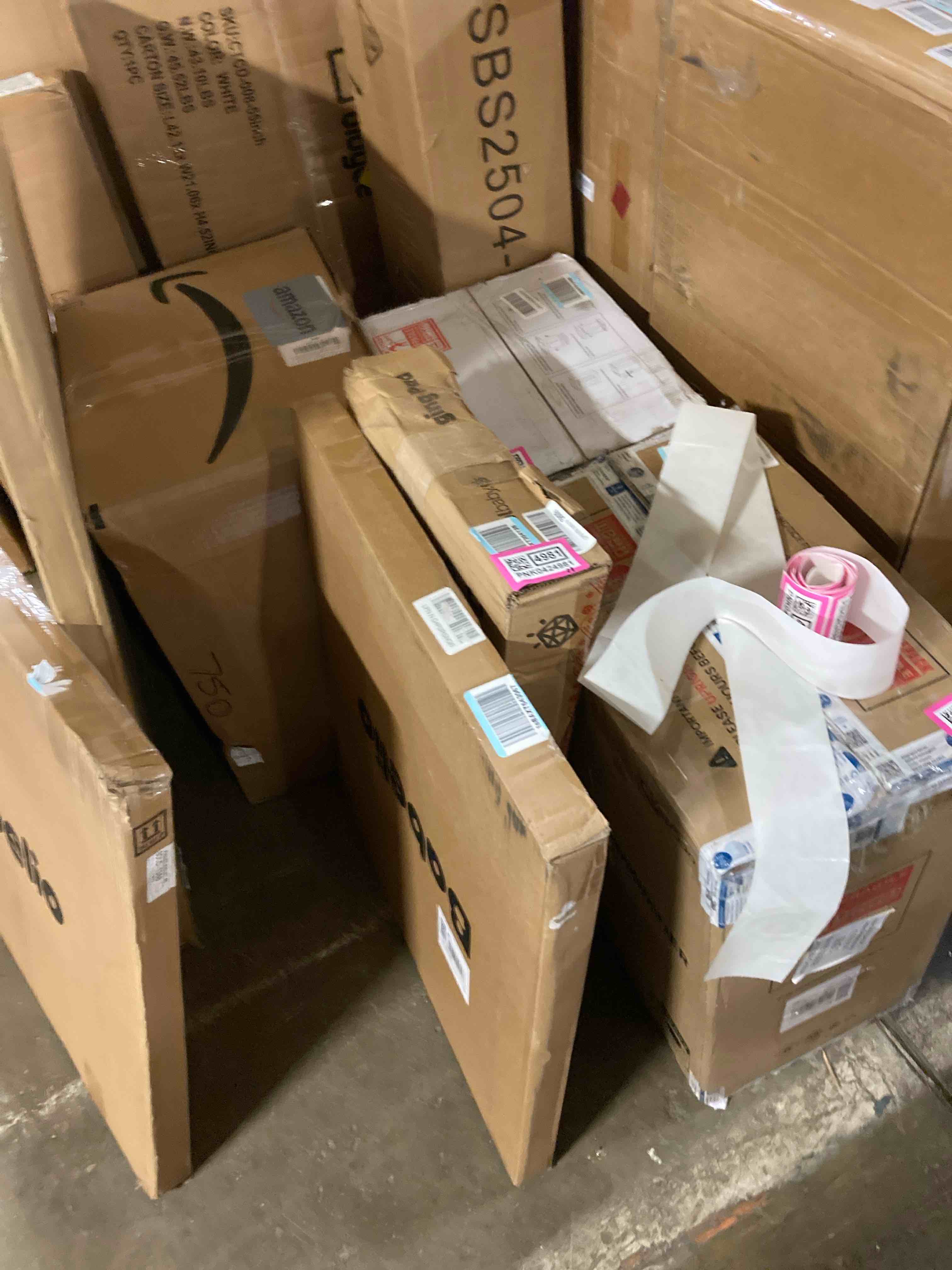 https://s3.amazonaws.com/lotting-images-prod/phillipi/PNK0424986_1732142187688.jpeg