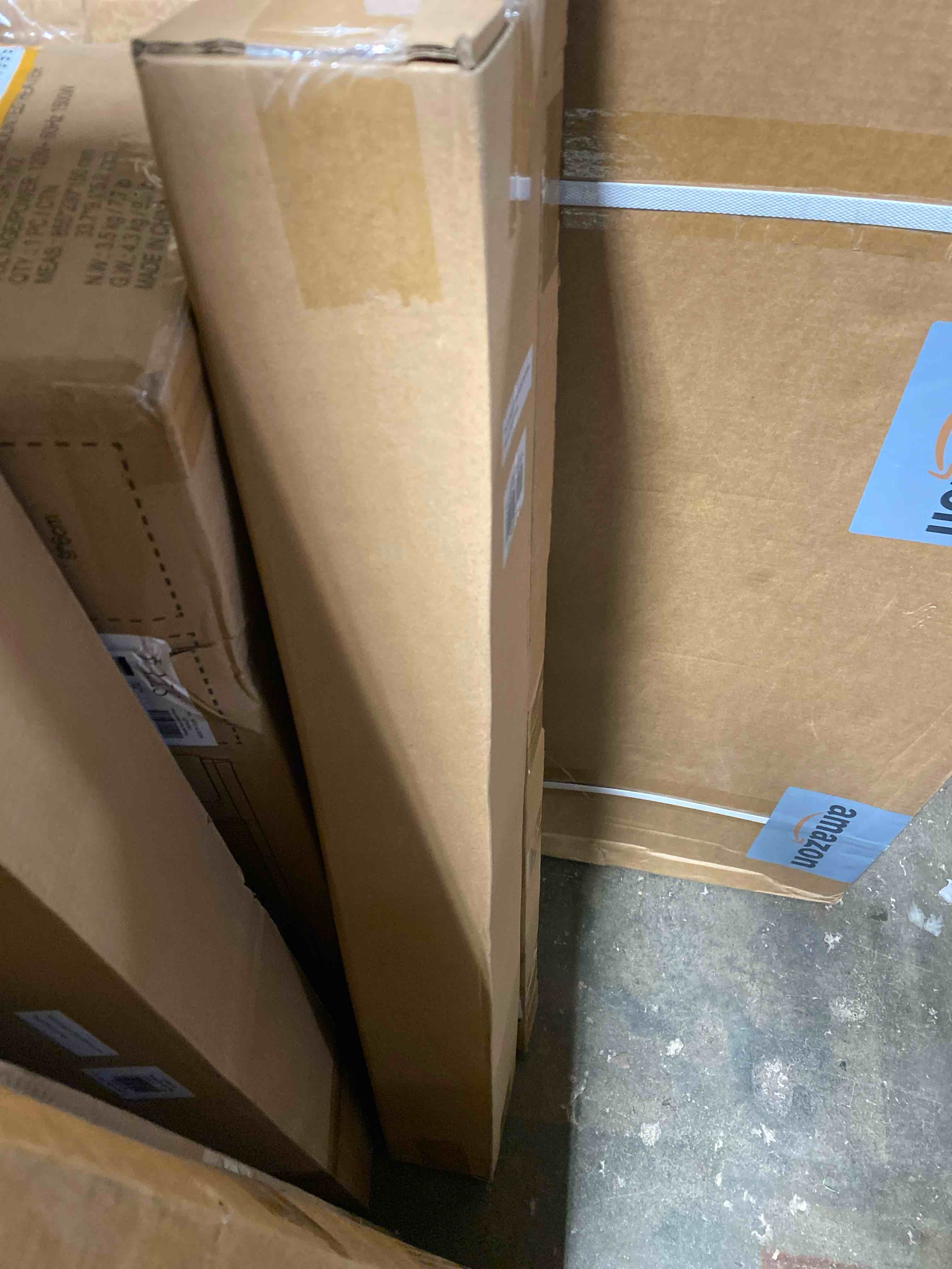 https://s3.amazonaws.com/lotting-images-prod/phillipi/PNK0425007_1732134520477.jpeg