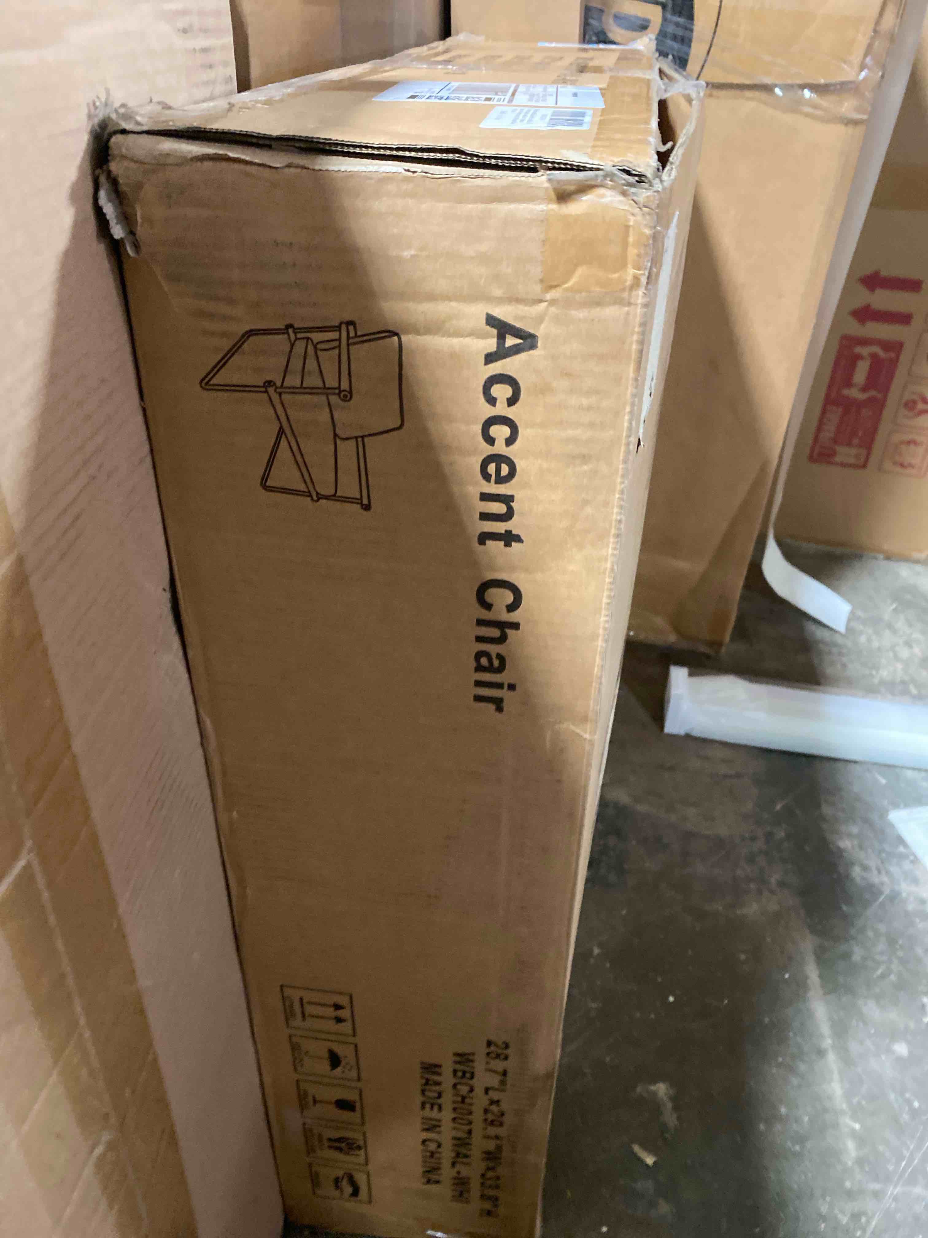 https://s3.amazonaws.com/lotting-images-prod/phillipi/PNK0425019_1732135935967.jpeg