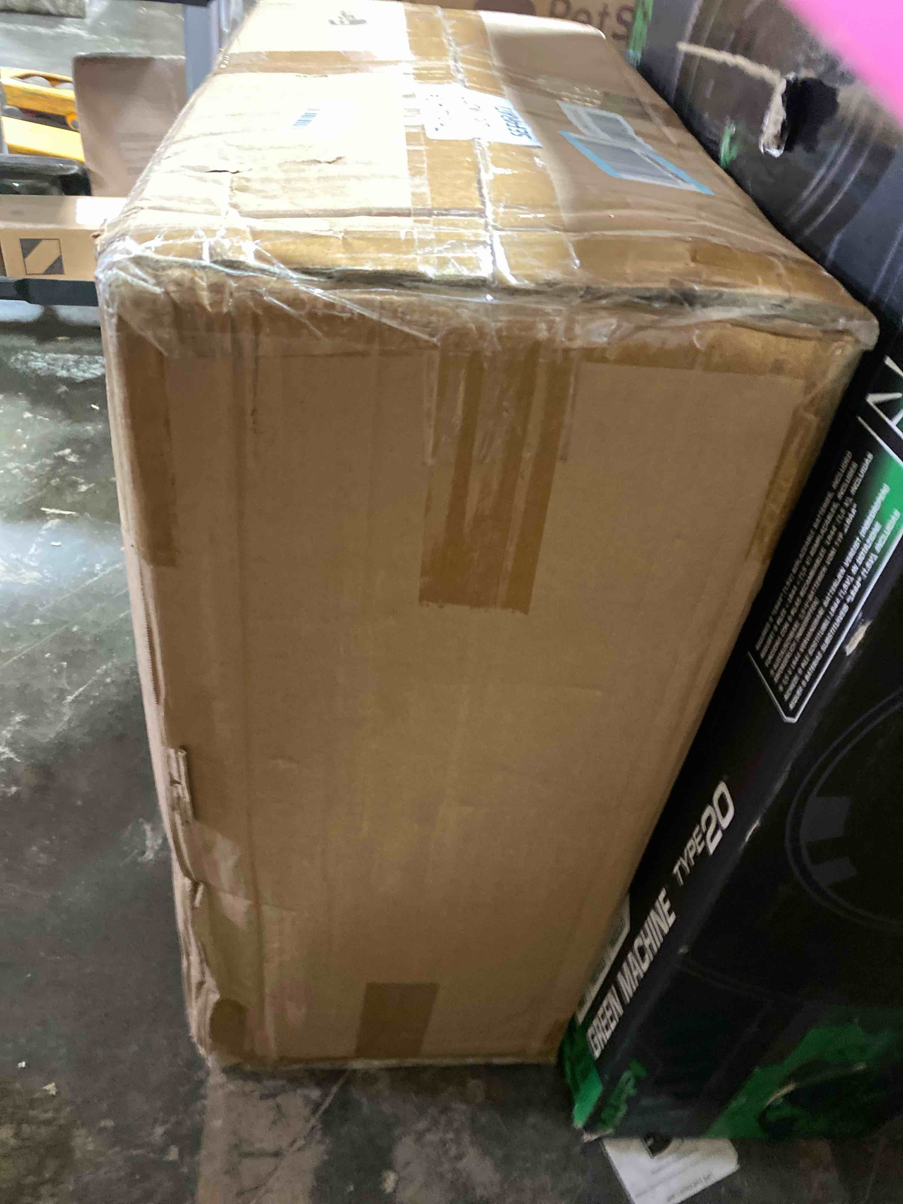 https://s3.amazonaws.com/lotting-images-prod/phillipi/PNK0425026_1732137020733.jpeg