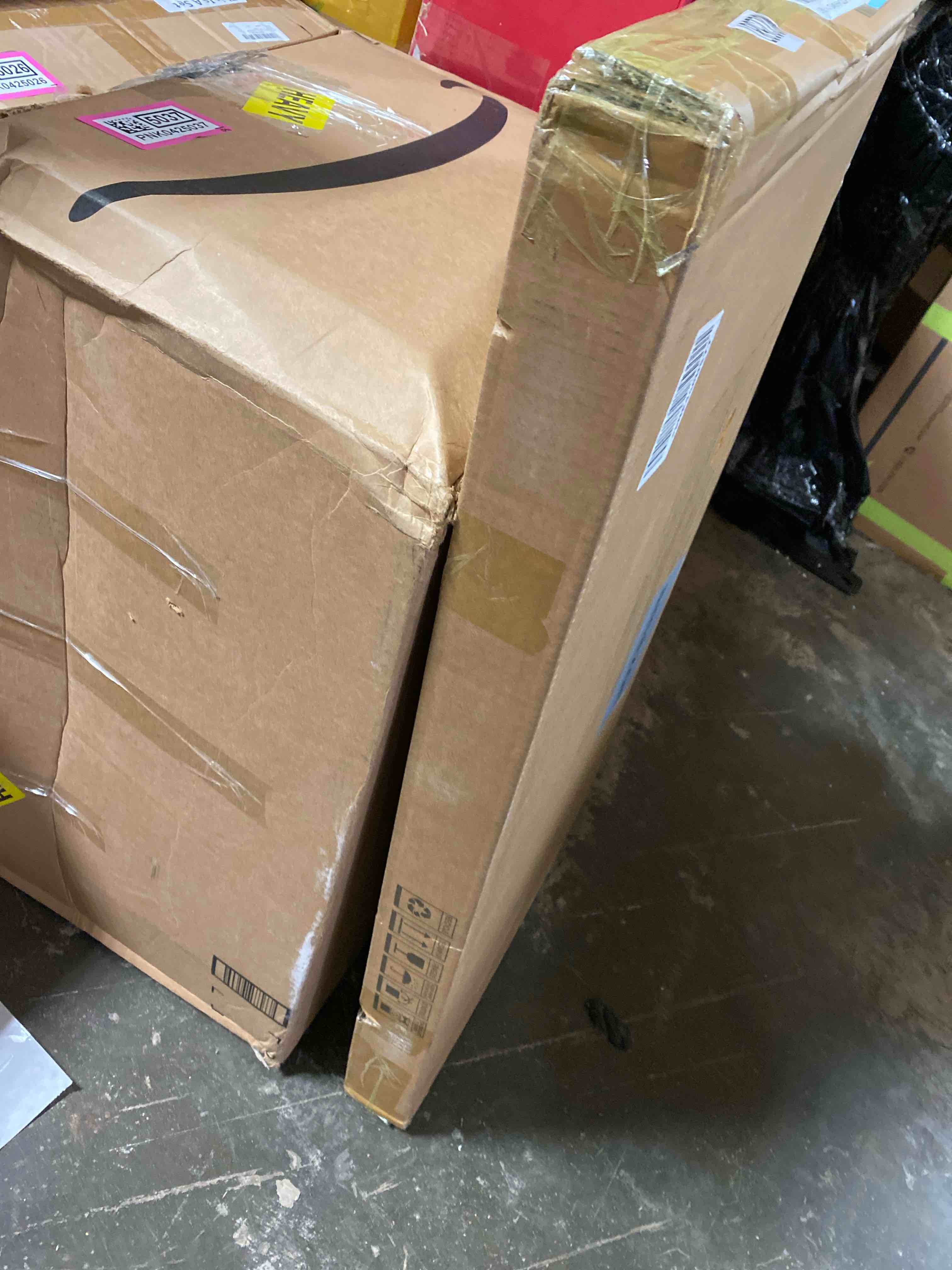 https://s3.amazonaws.com/lotting-images-prod/phillipi/PNK0425038_1732138480748.jpeg
