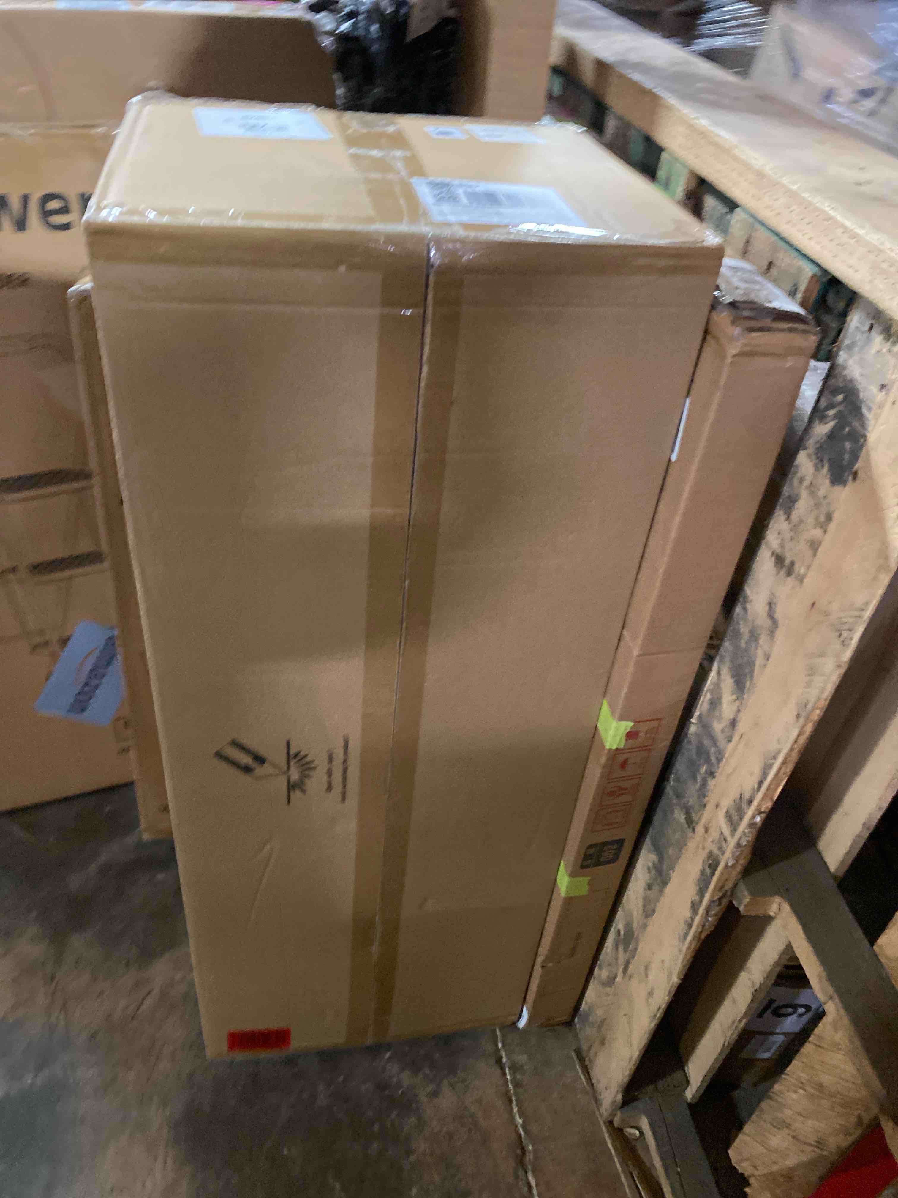 https://s3.amazonaws.com/lotting-images-prod/phillipi/PNK0425055_1732140595951.jpeg
