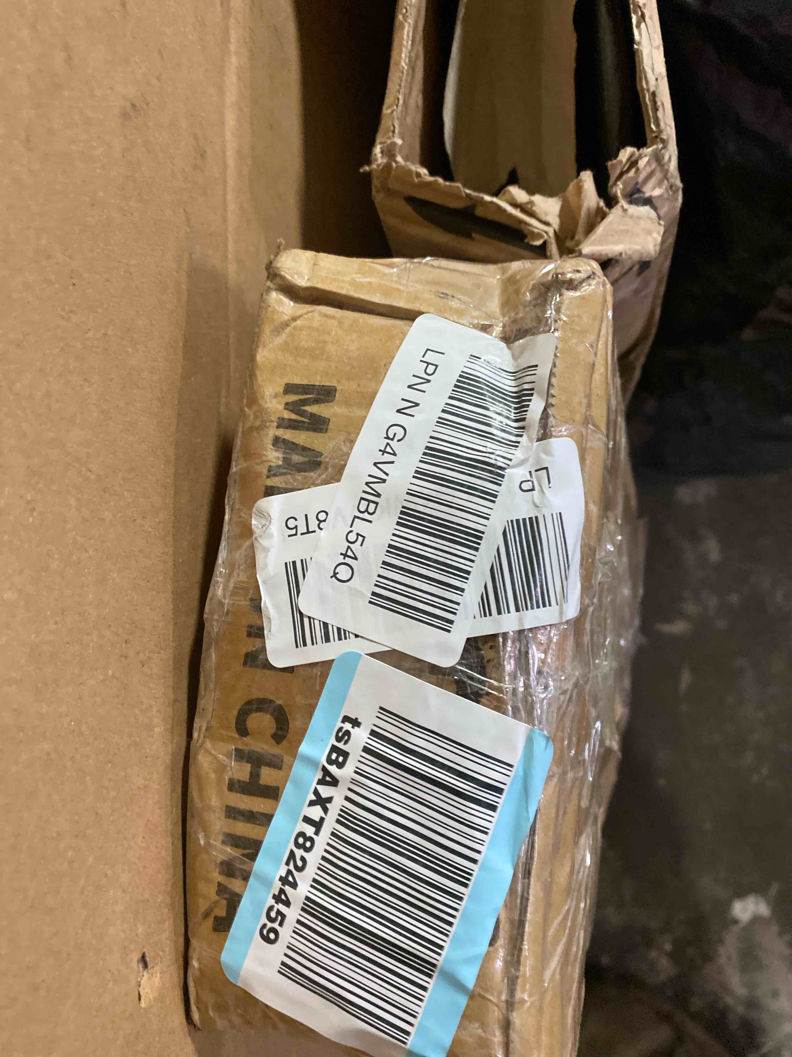 https://s3.amazonaws.com/lotting-images-prod/phillipi/PNK0425072_1732213881953.jpeg